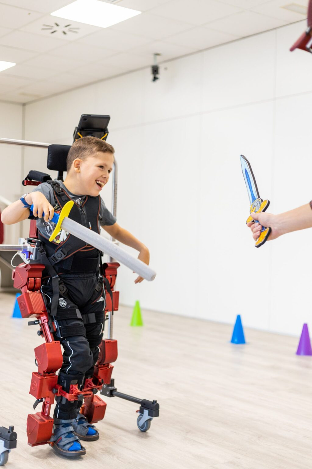 Pädiatrisches Exoskelett für Kinder im Jugendwerk Gailingen: campaign photo, 4 of 6