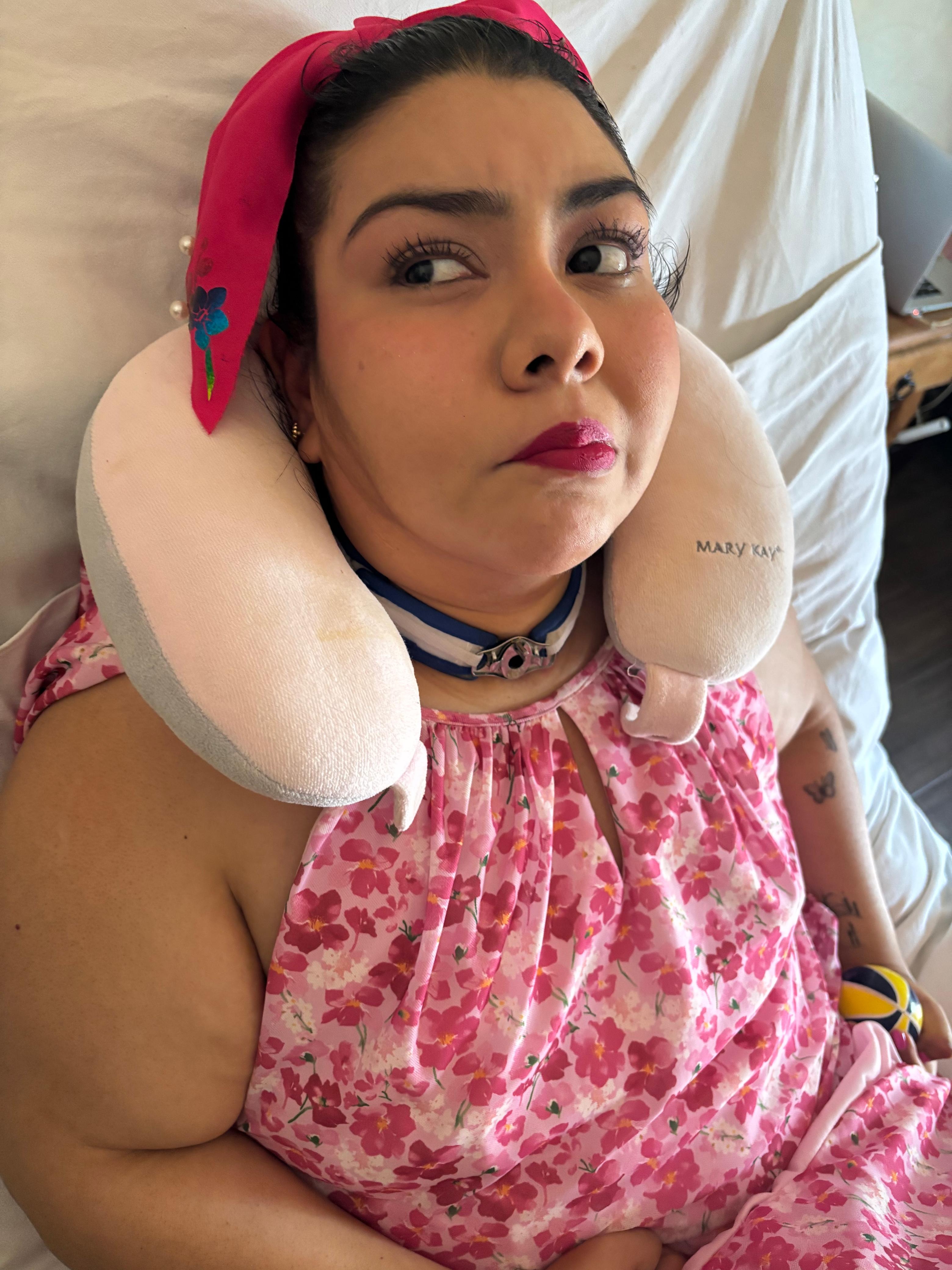 ¡Necesitamos de tu apoyo, ayudemos a alejandra! campaign photo, 2 of 7
