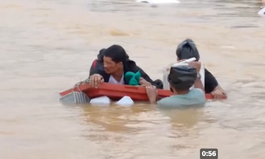 Aid for Thailand Flood Victims and Hospitals campaign photo, 5 of 6