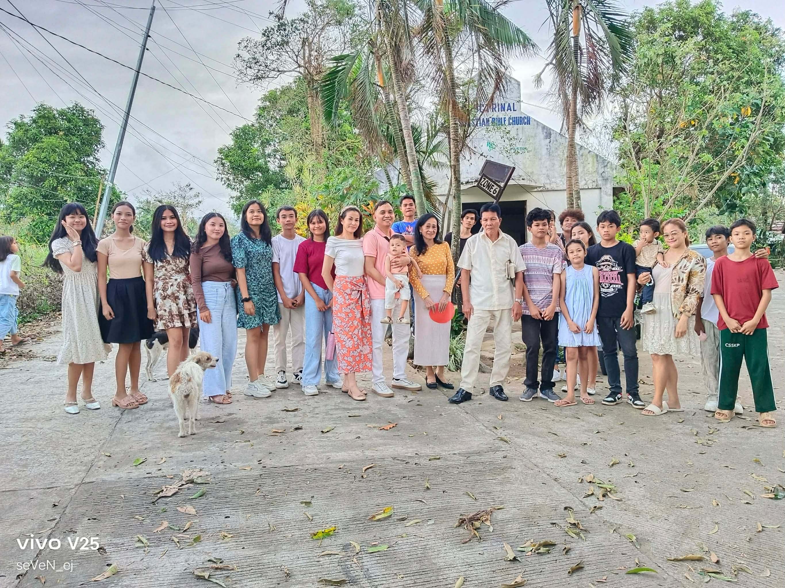 Aid for Auntie Nida's Medical Bills campaign photo, 5 of 8