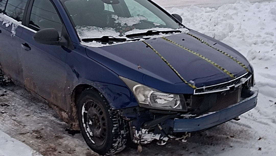 Support Zee's Car Repairs to Regain Stability photo