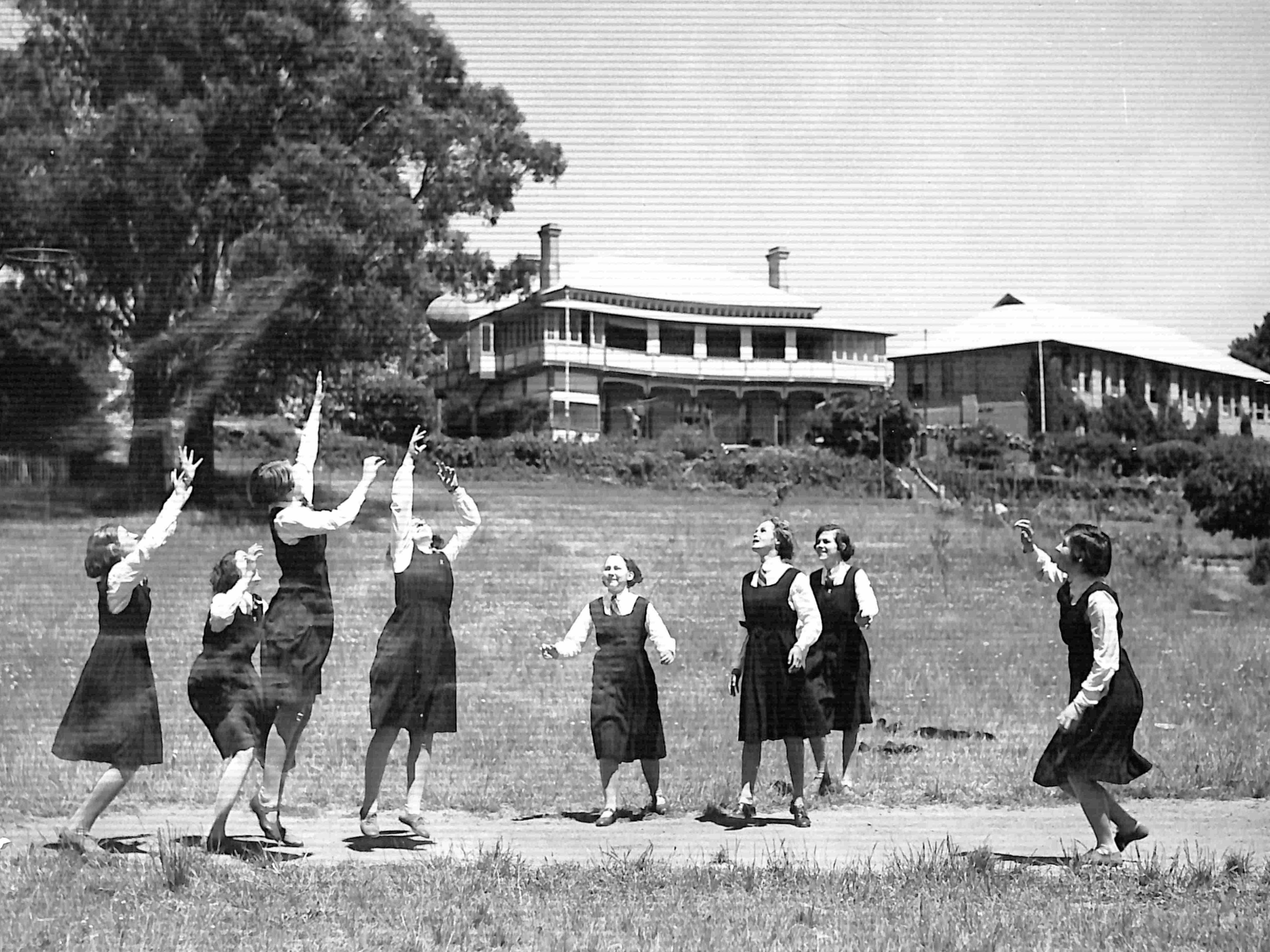 Help publish the 84-Year history of Orange netball campaign photo, 4 of 6
