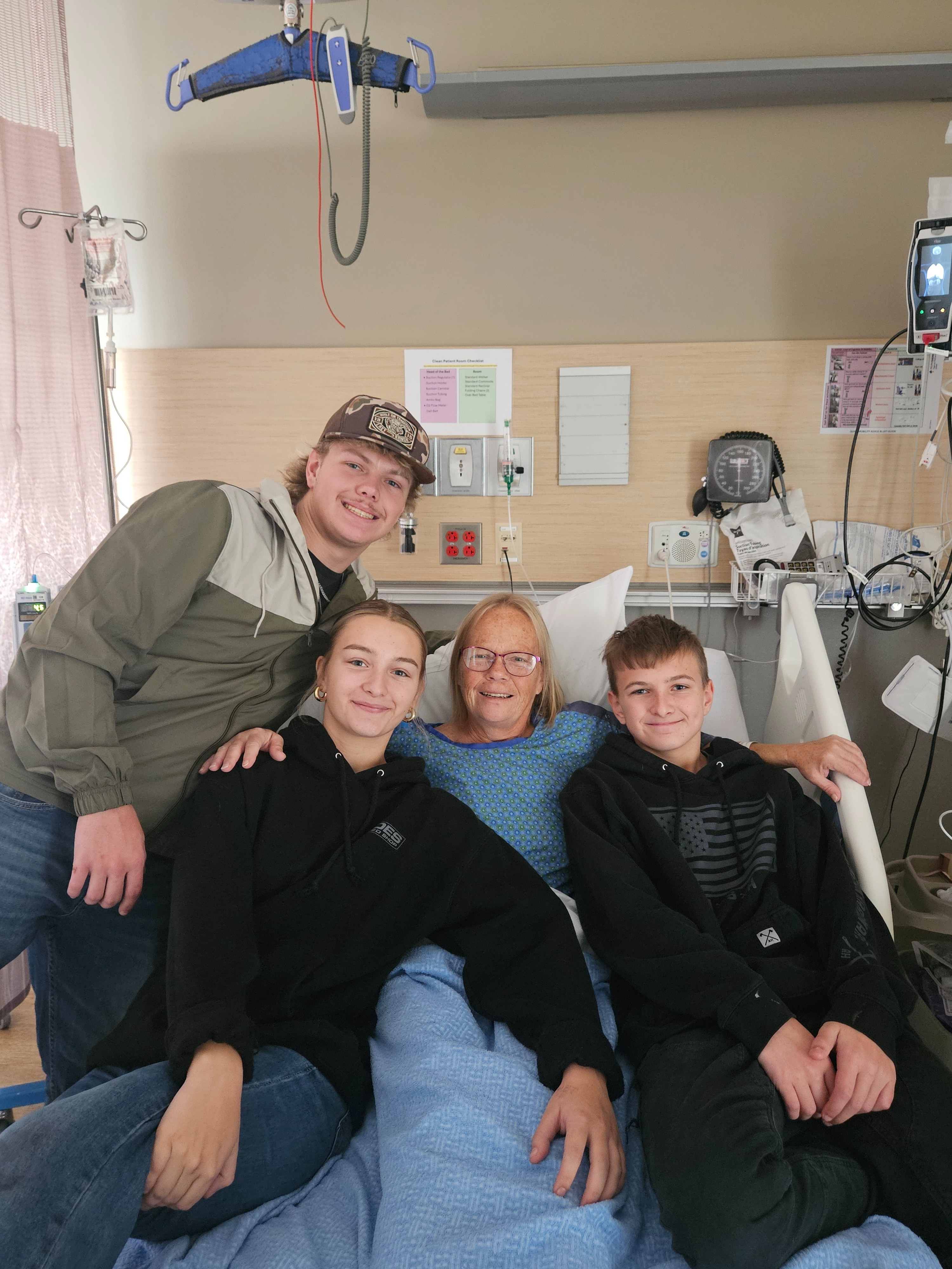 Support for Mom’s Recovery After Heart Surgery campaign photo, 7 of 8