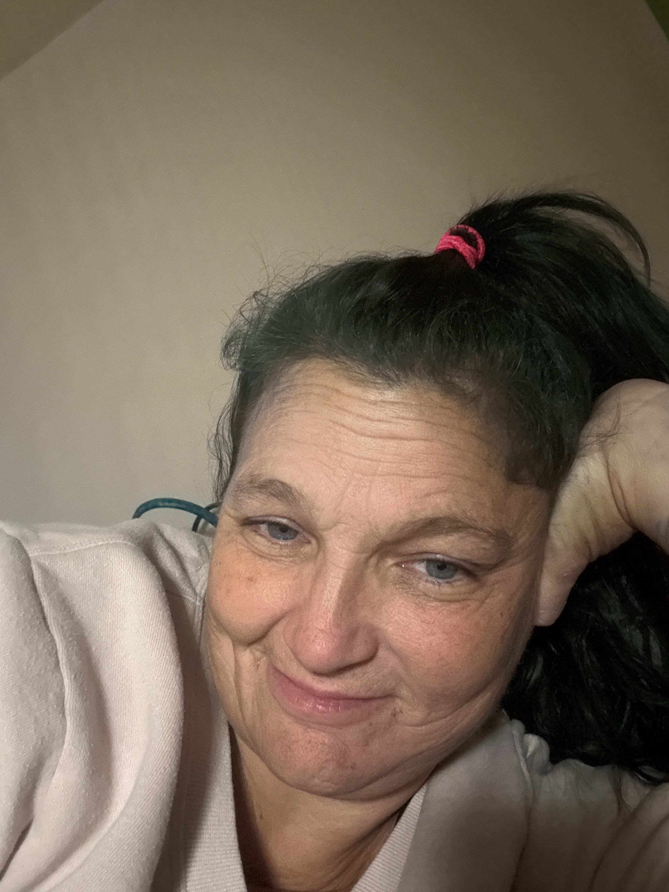 Support Angie’s Journey to a Safe, Sober Life campaign photo, 5 of 7