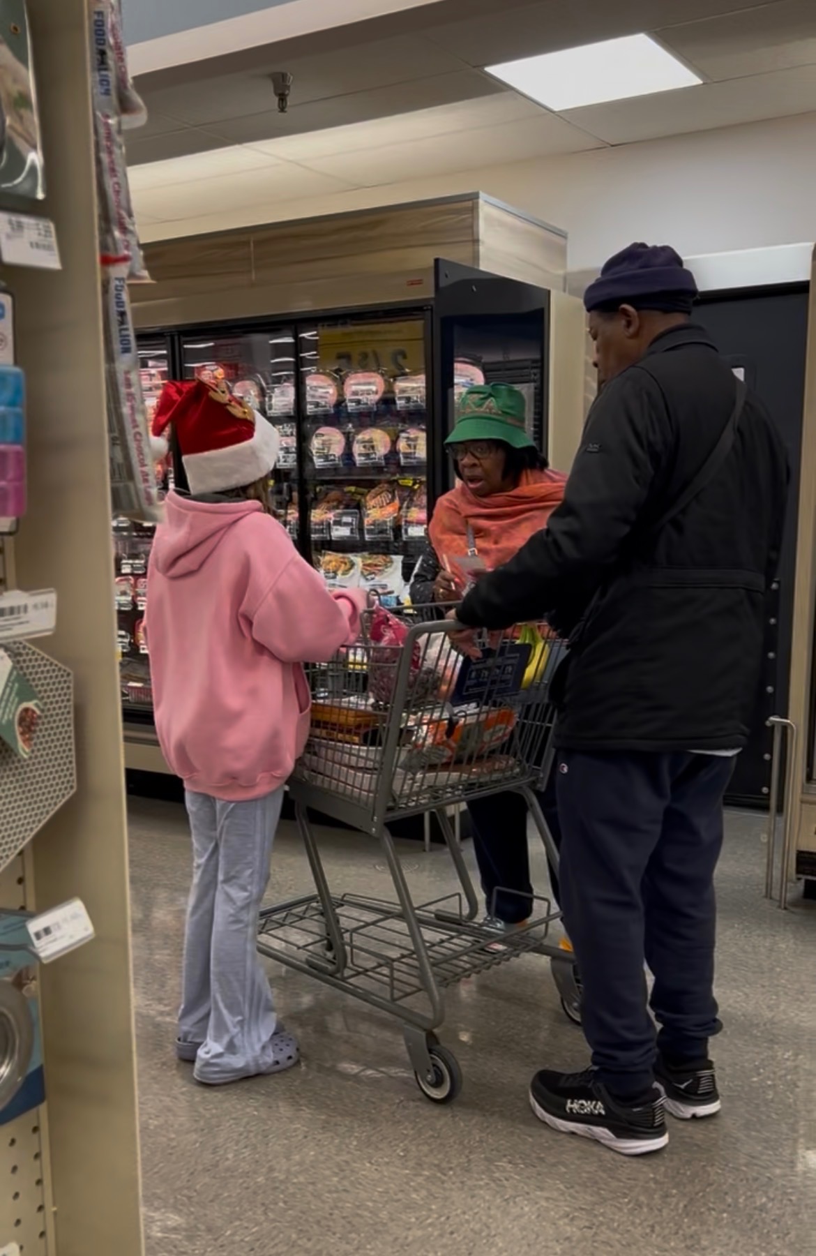 Spreading Holiday Kindness at Local Stores campaign photo, 4 of 5