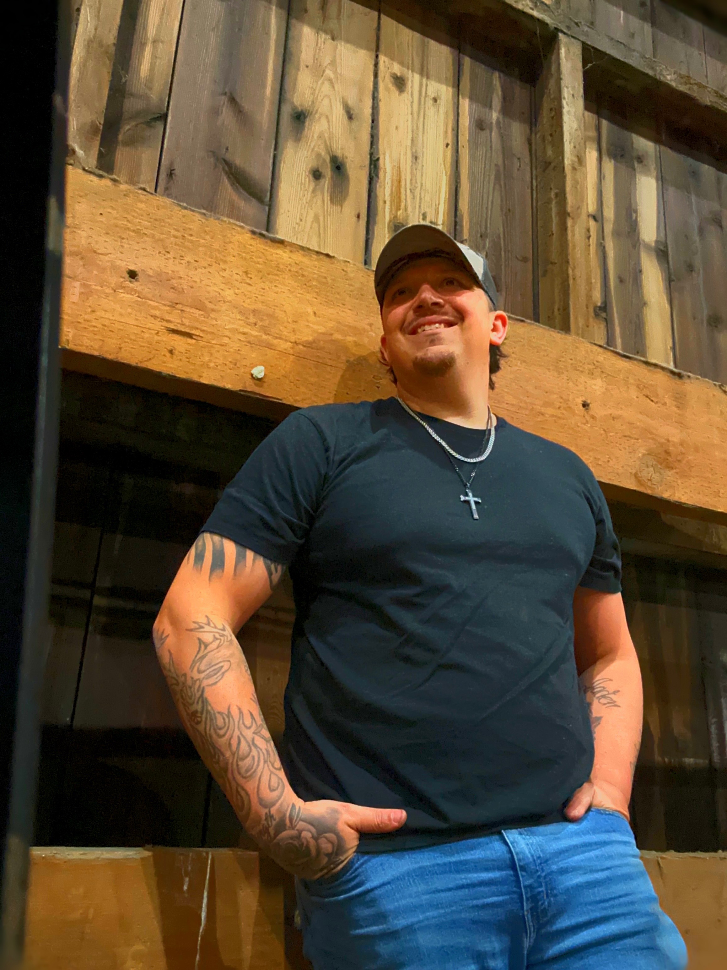 Help Matthew Record His First Nashville EP campaign photo, 4 of 8