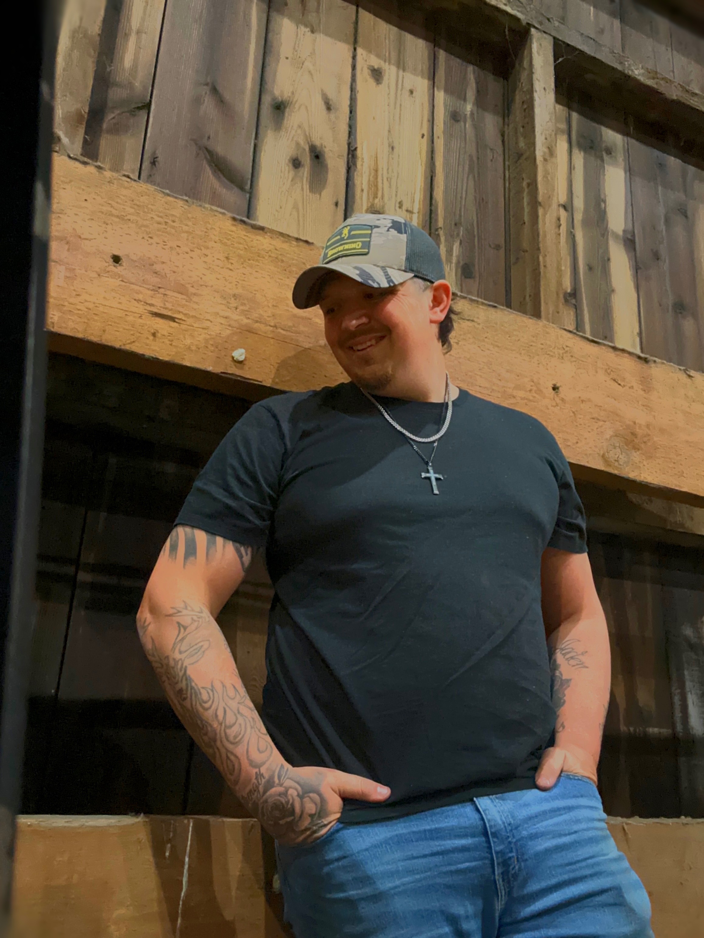 Help Matthew Record His First Nashville EP campaign photo, 6 of 8