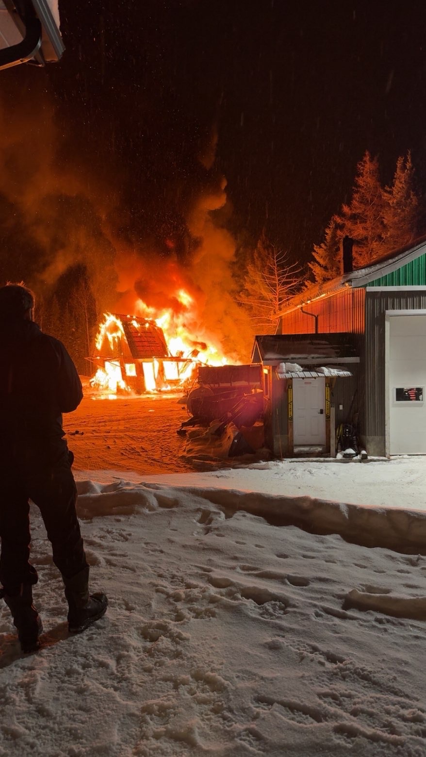 Soutien après un incendie campaign photo, 7 of 8