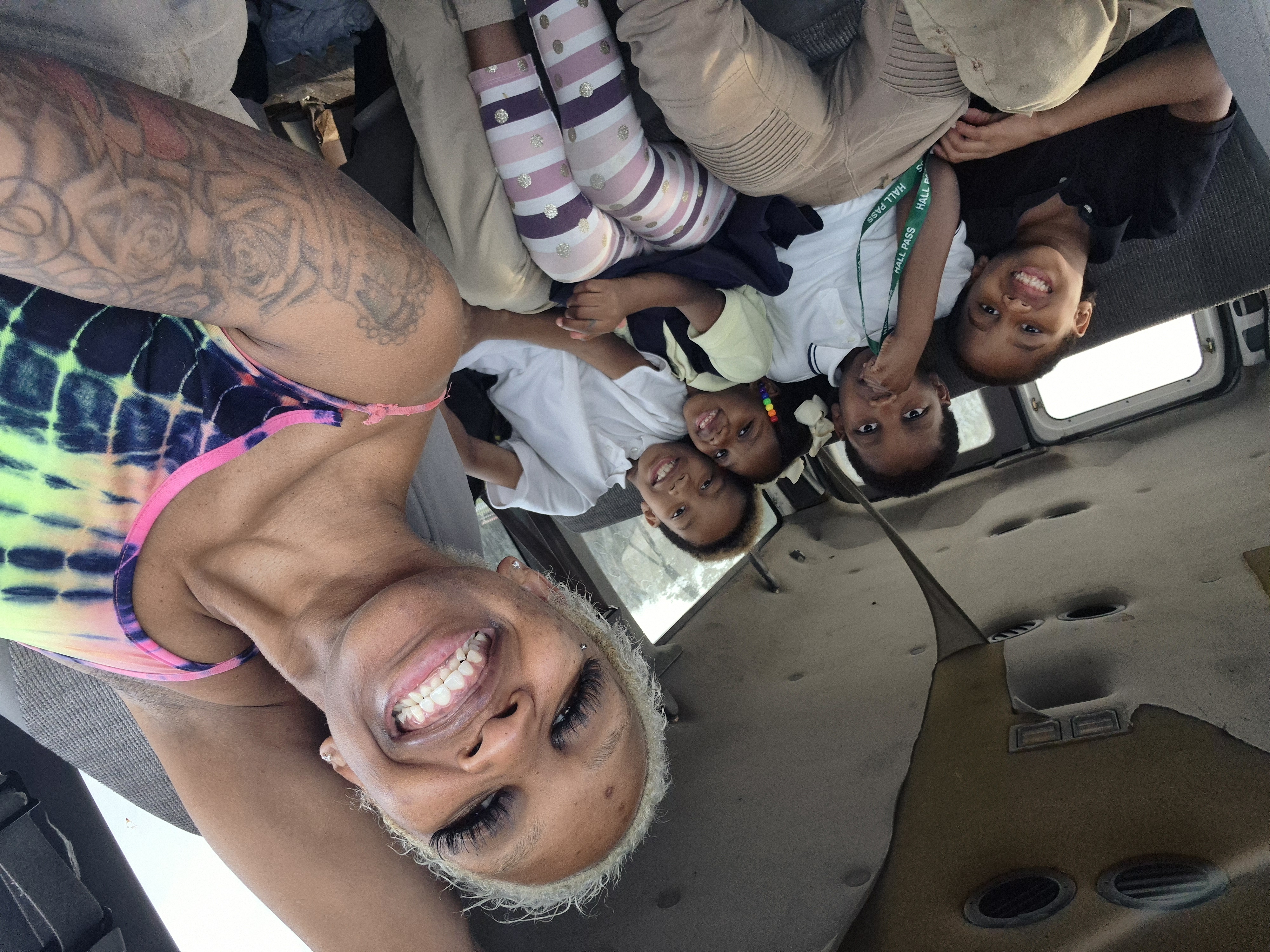 Urgent Aid for a Mom and Her Six Children campaign photo, 4 of 5