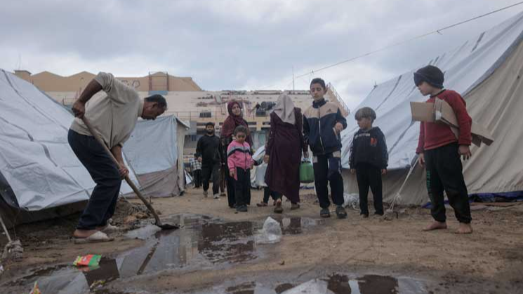 Help Mohammad's Family Survive the Cold Winter pinned link photo