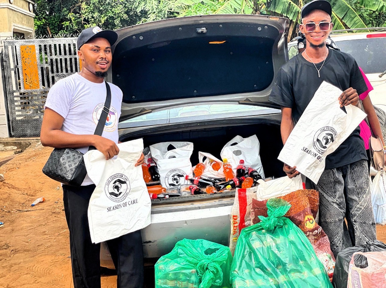 Help Ons Voedsel en Zorgpakketten te Leveren in Lagos Season campaign photo, 4 of 5