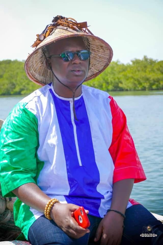 Help a visually impaired musician complete his first album campaign photo, 2 of 4
