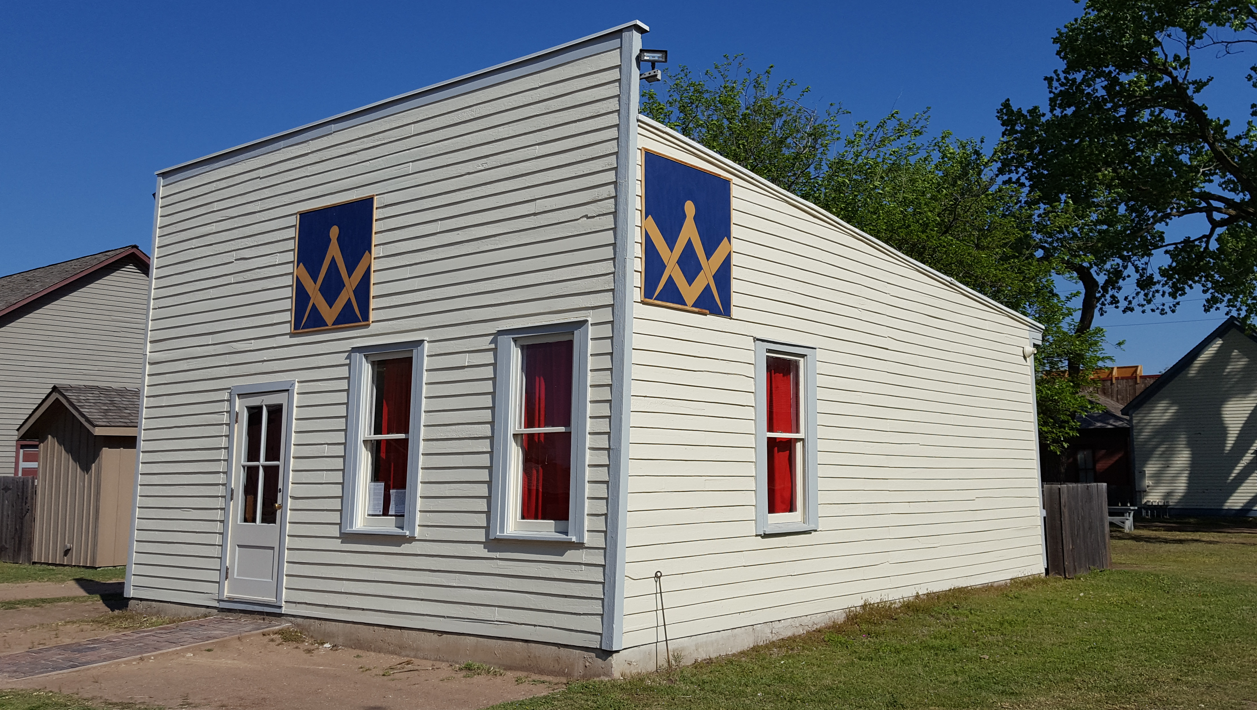 Support Biographies of Lost Masonic Brothers photo