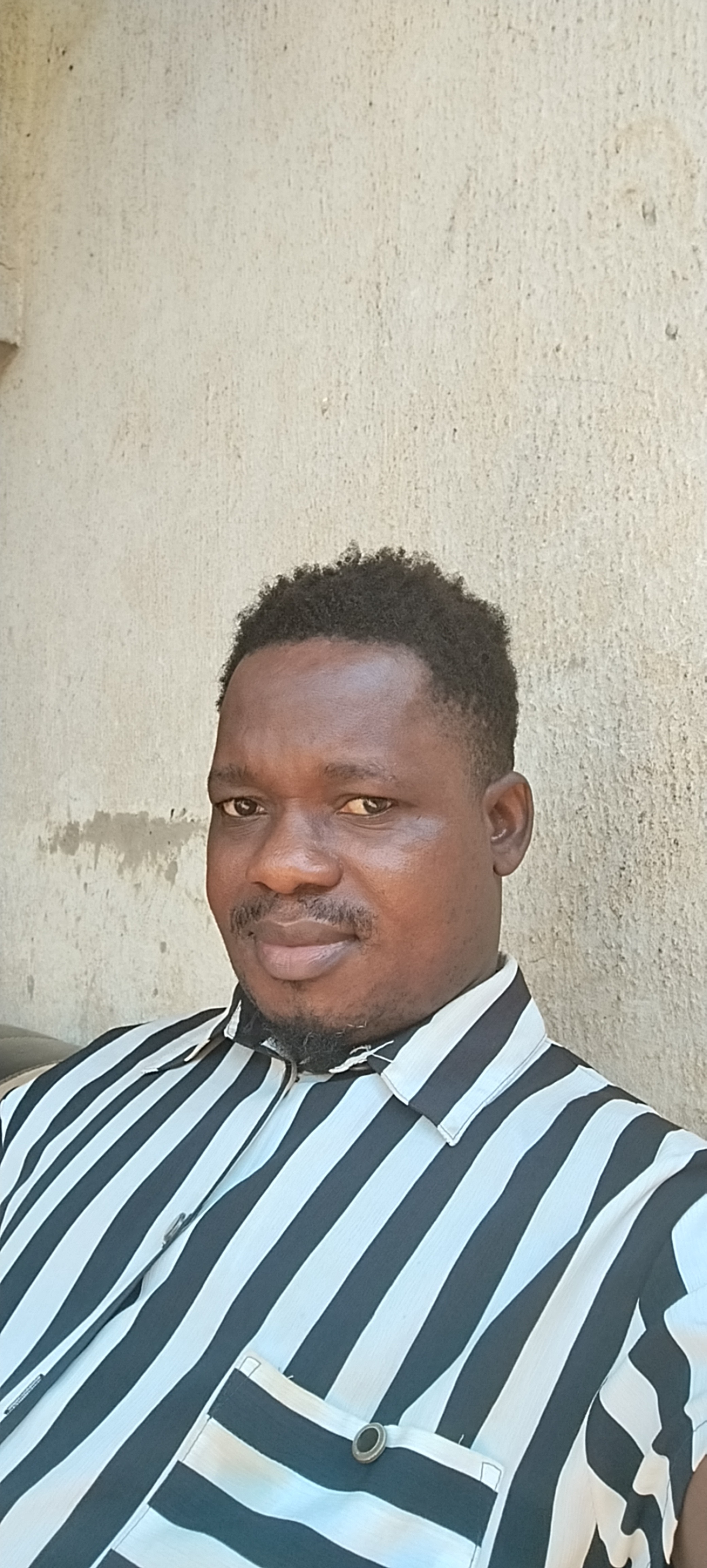 Please assist an Amputee Single Father Struggling to Survive campaign photo, 2 of 8