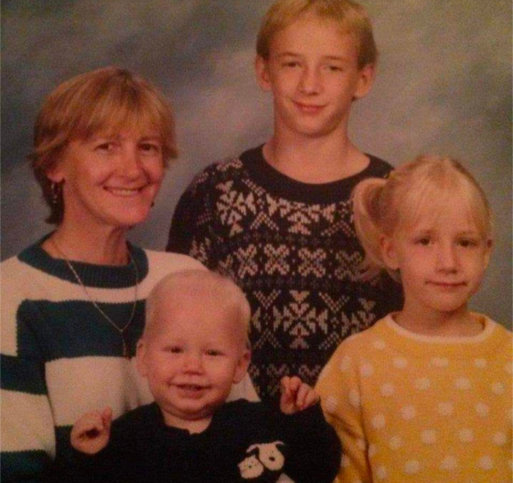 Supporting Mom's Final Journey with Love campaign photo, 4 of 8