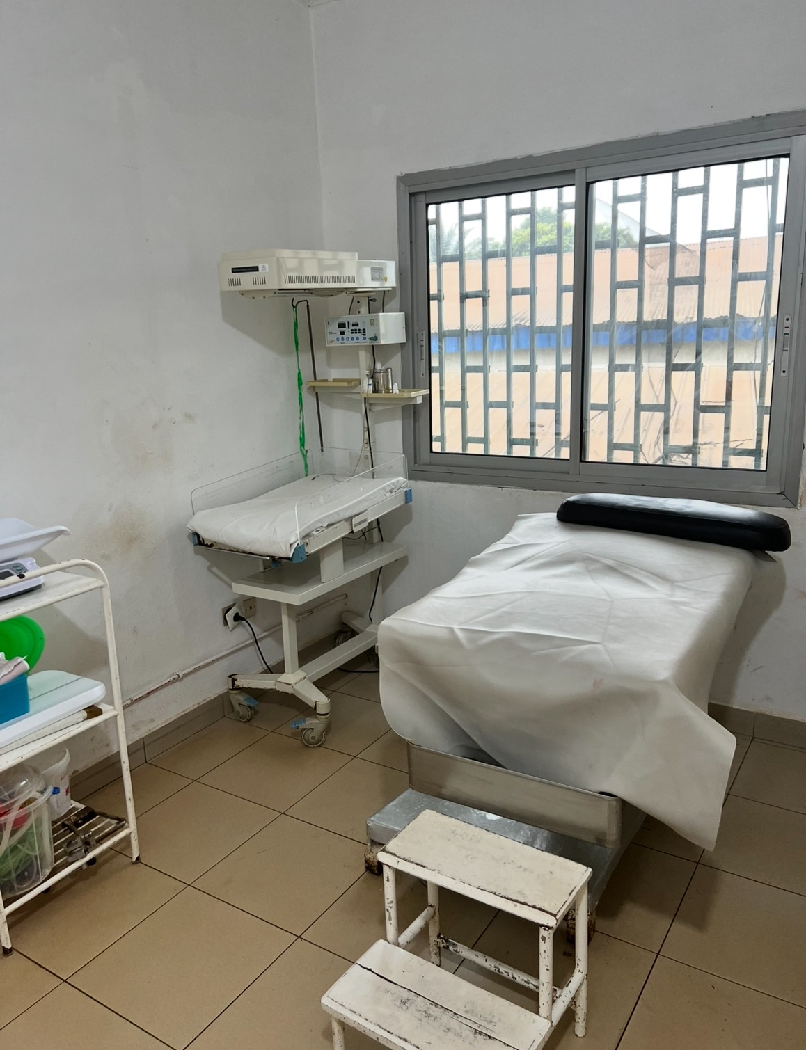 Unterstützung für Mütter & Neugeborene in Yaoundé (Kamerun) campaign photo, 6 of 8