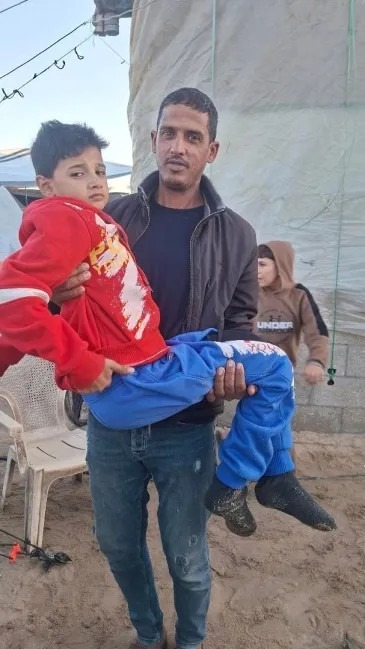 Help Hadi's Family with Basic Needs and Medical Care campaign photo, 6 of 8