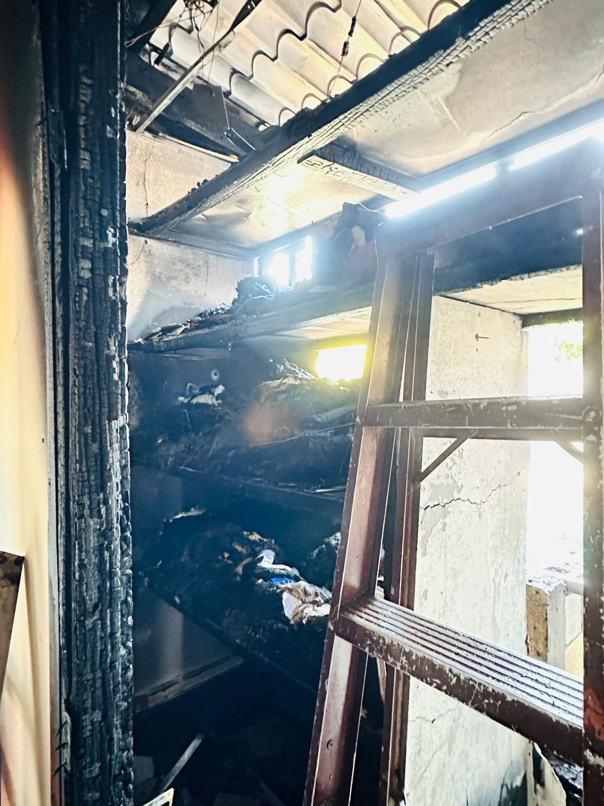 Help Seño Elsy Recover from the Fire campaign photo, 2 of 5