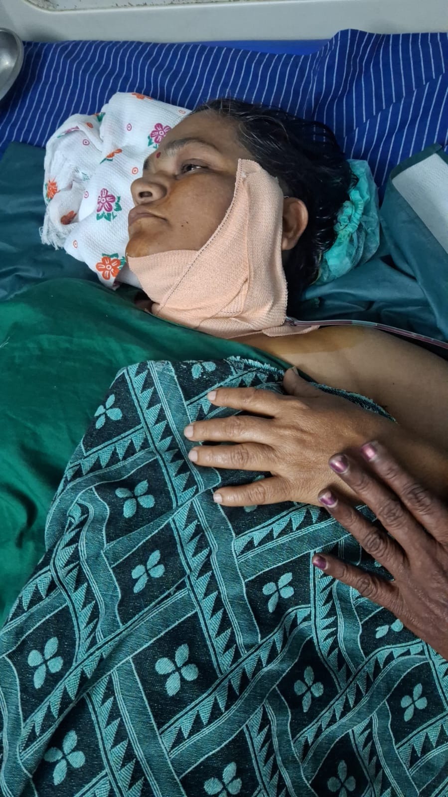 She Escaped War — Now She’s Fighting Cancer campaign photo, 4 of 5