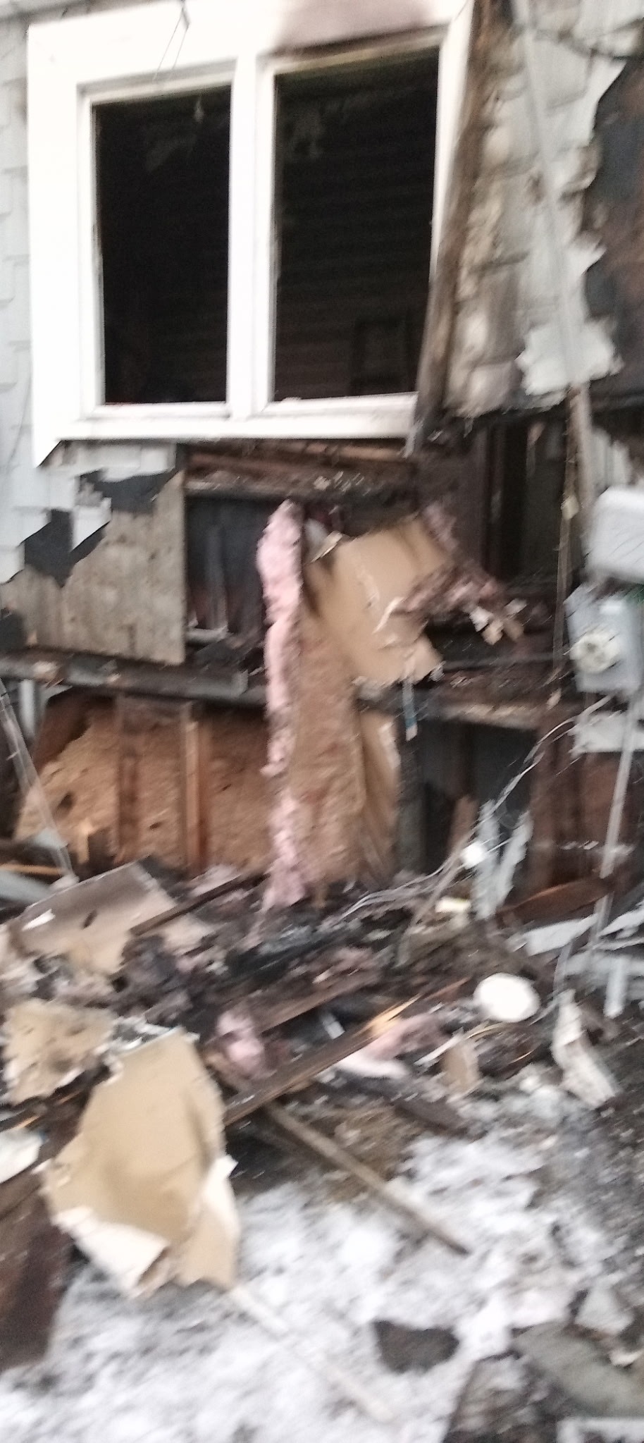 Supporting Yanna After a Devastating Fire campaign photo, 2 of 5
