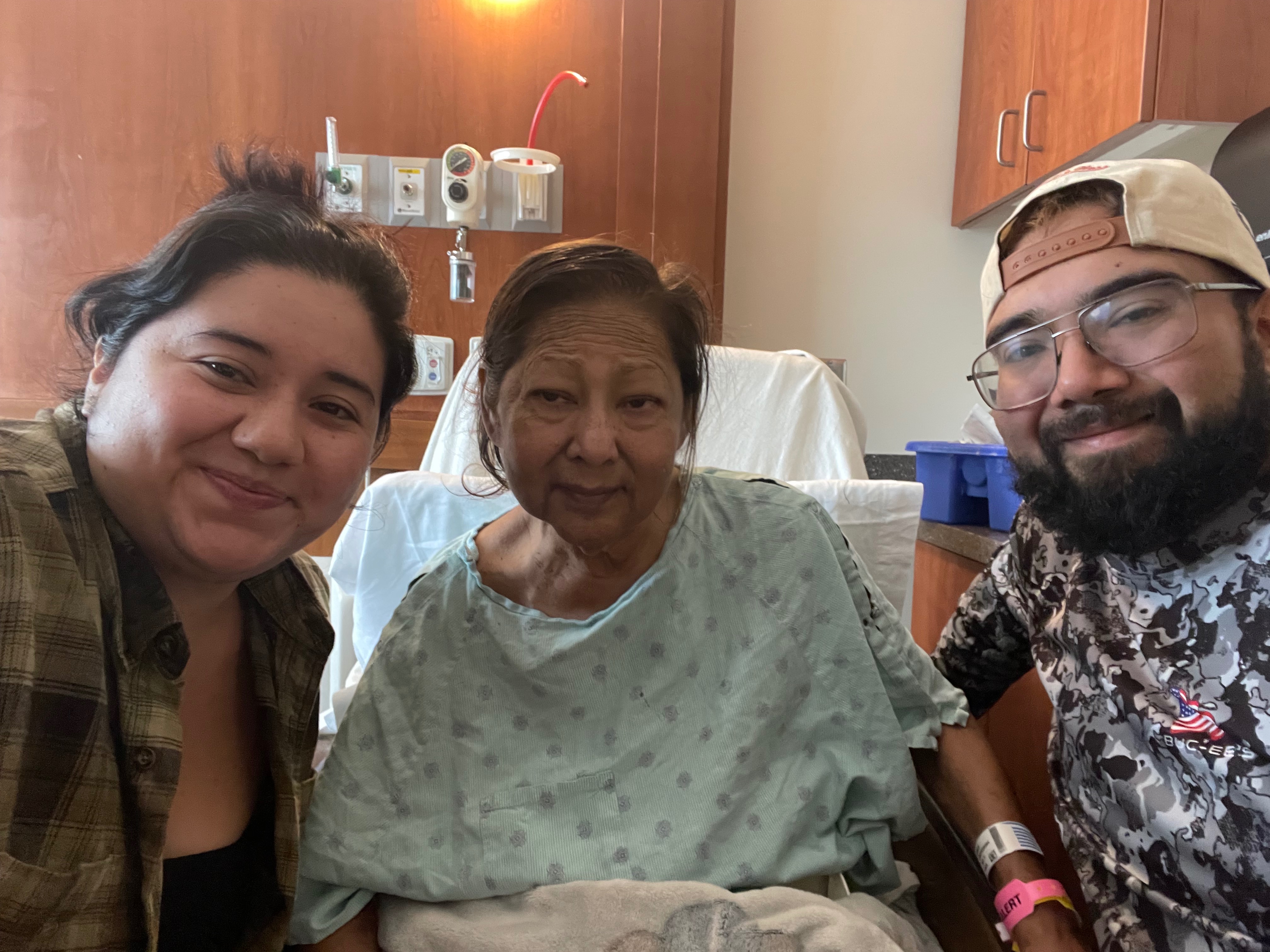 Support for Anabel Roldan’s Funeral Expenses campaign photo, 5 of 8