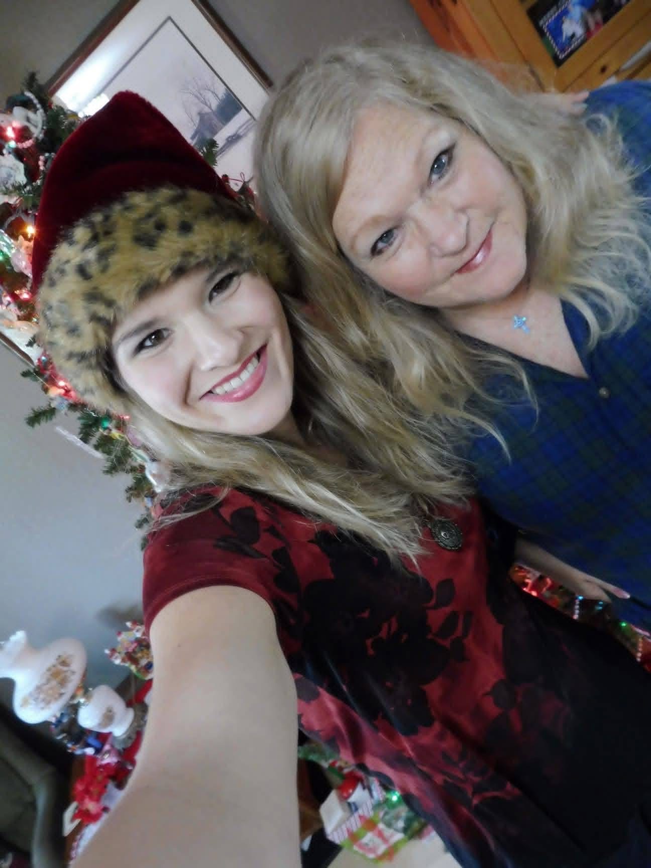 Support Julia in Honoring Her Mother Susan campaign photo, 2 of 7
