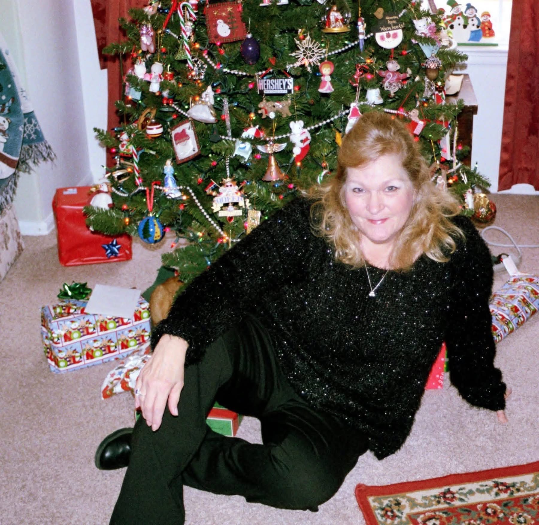 Support Julia in Honoring Her Mother Susan campaign photo, 5 of 7