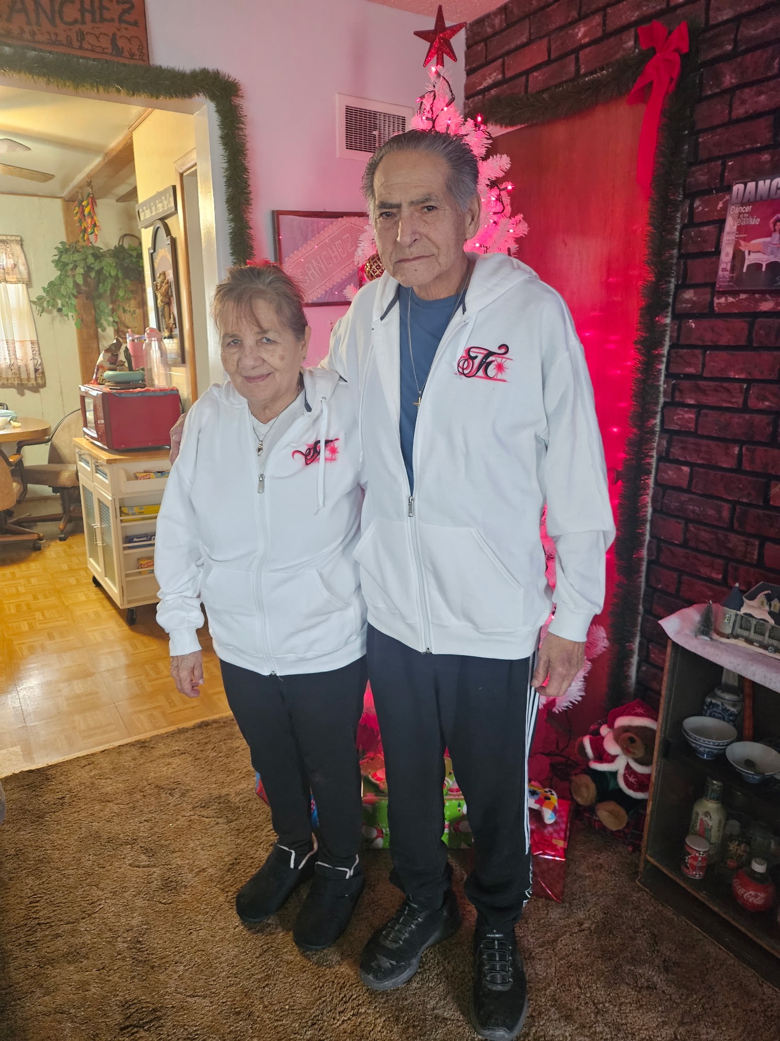 Help Felipe Sanchez Fight Infection and Heart Issues campaign photo, 4 of 7