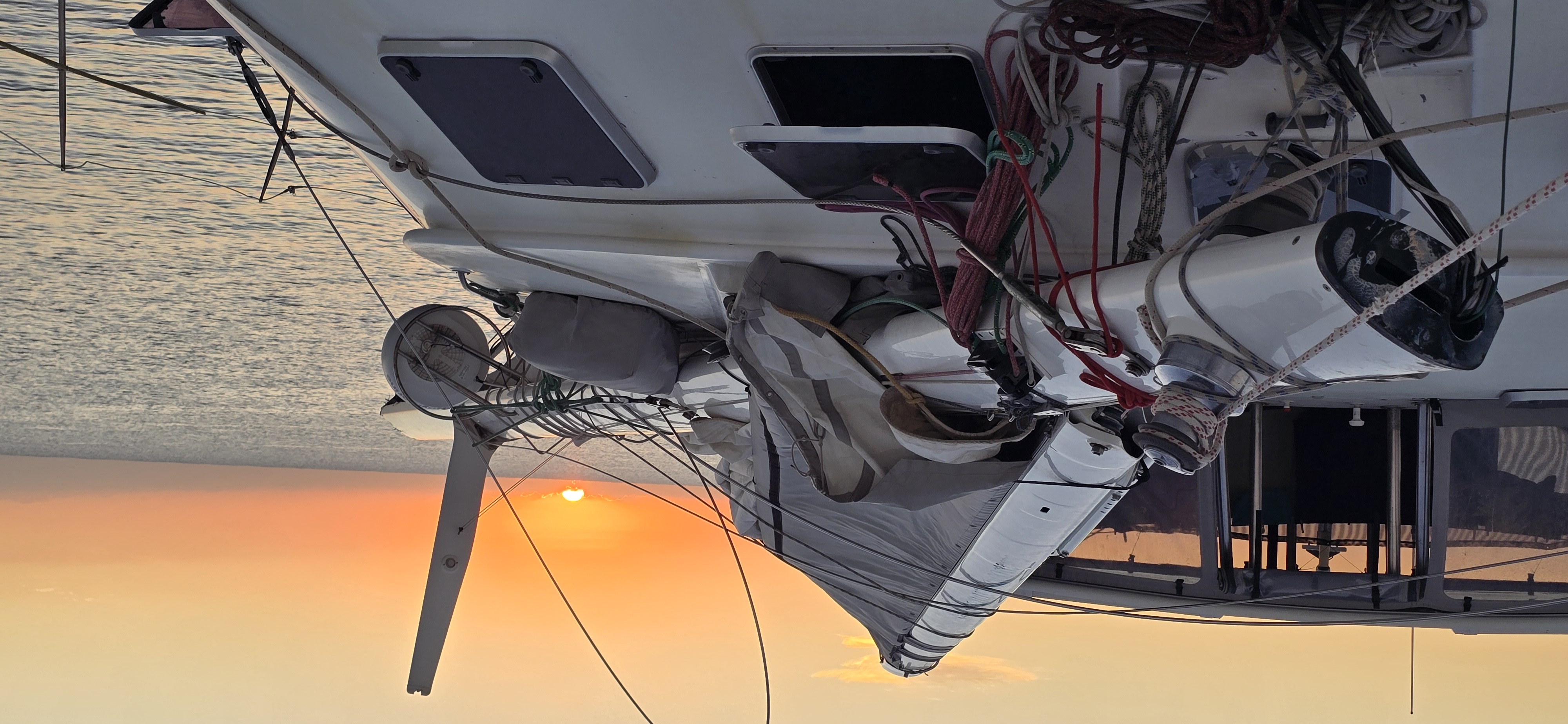 A mast lost at sea. A dream at risk. campaign photo, 5 of 7