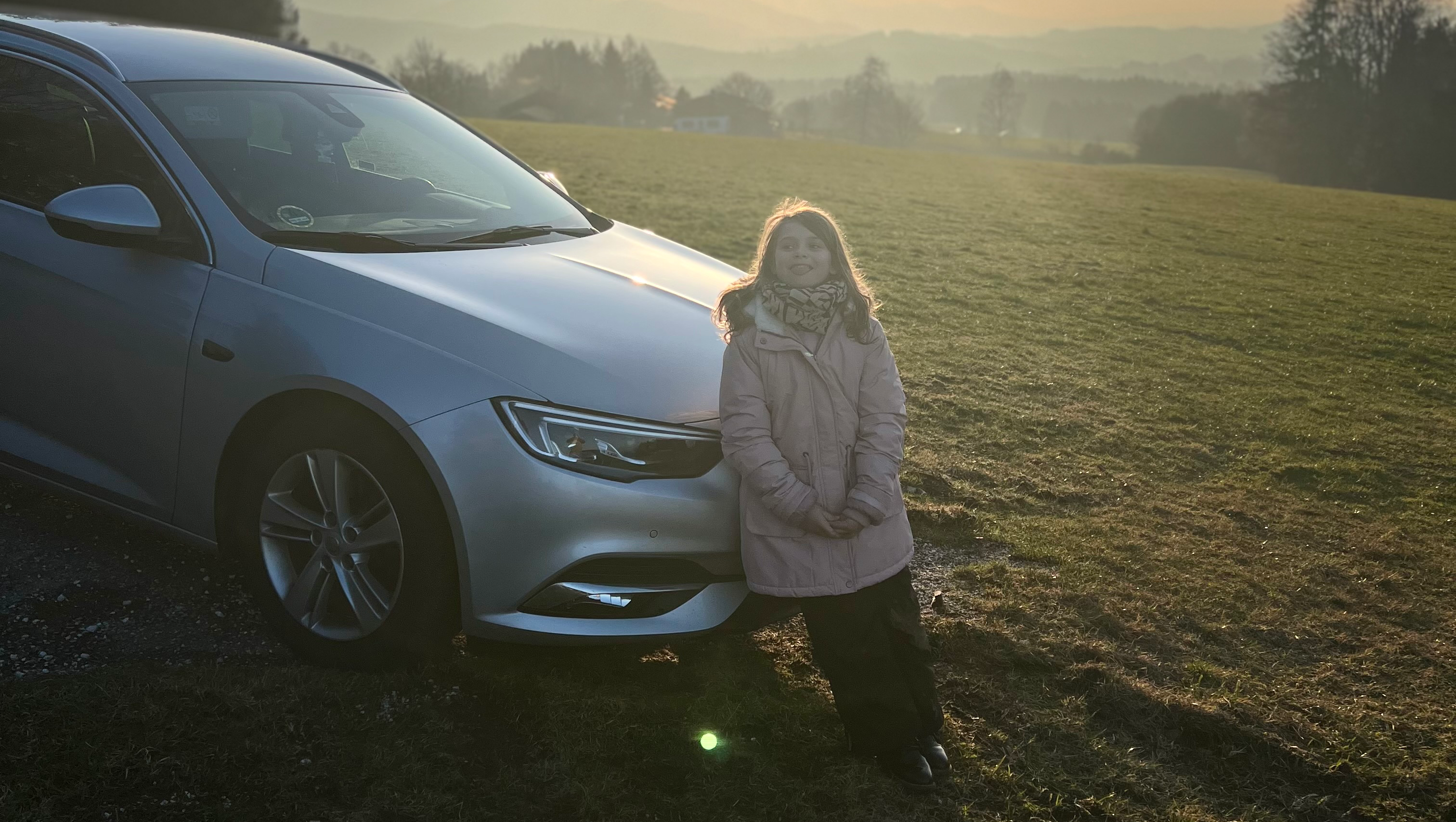 Ein sicherer Familienbus für unsere drei Kinder photo