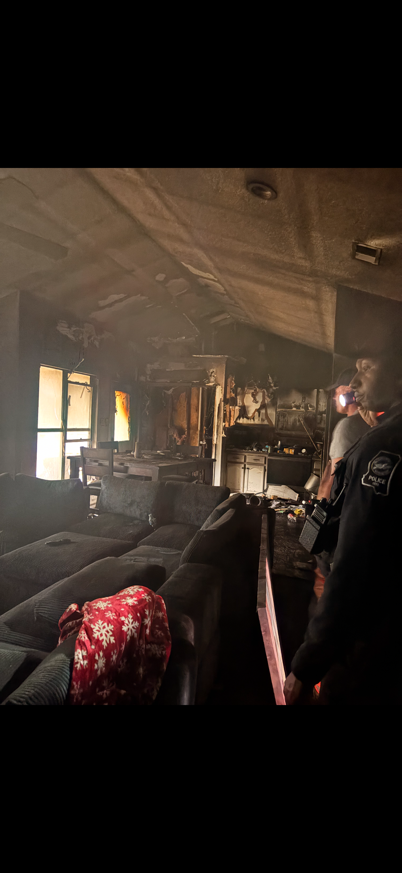 Help Francis and Her Kids Rebuild After the Fire campaign photo, 5 of 6
