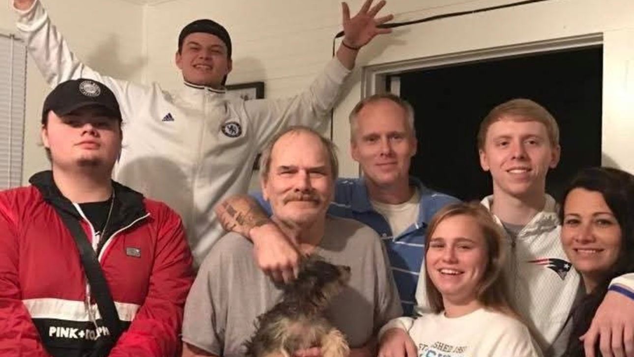 Please don’t let state take my sisters after we lost it all photo