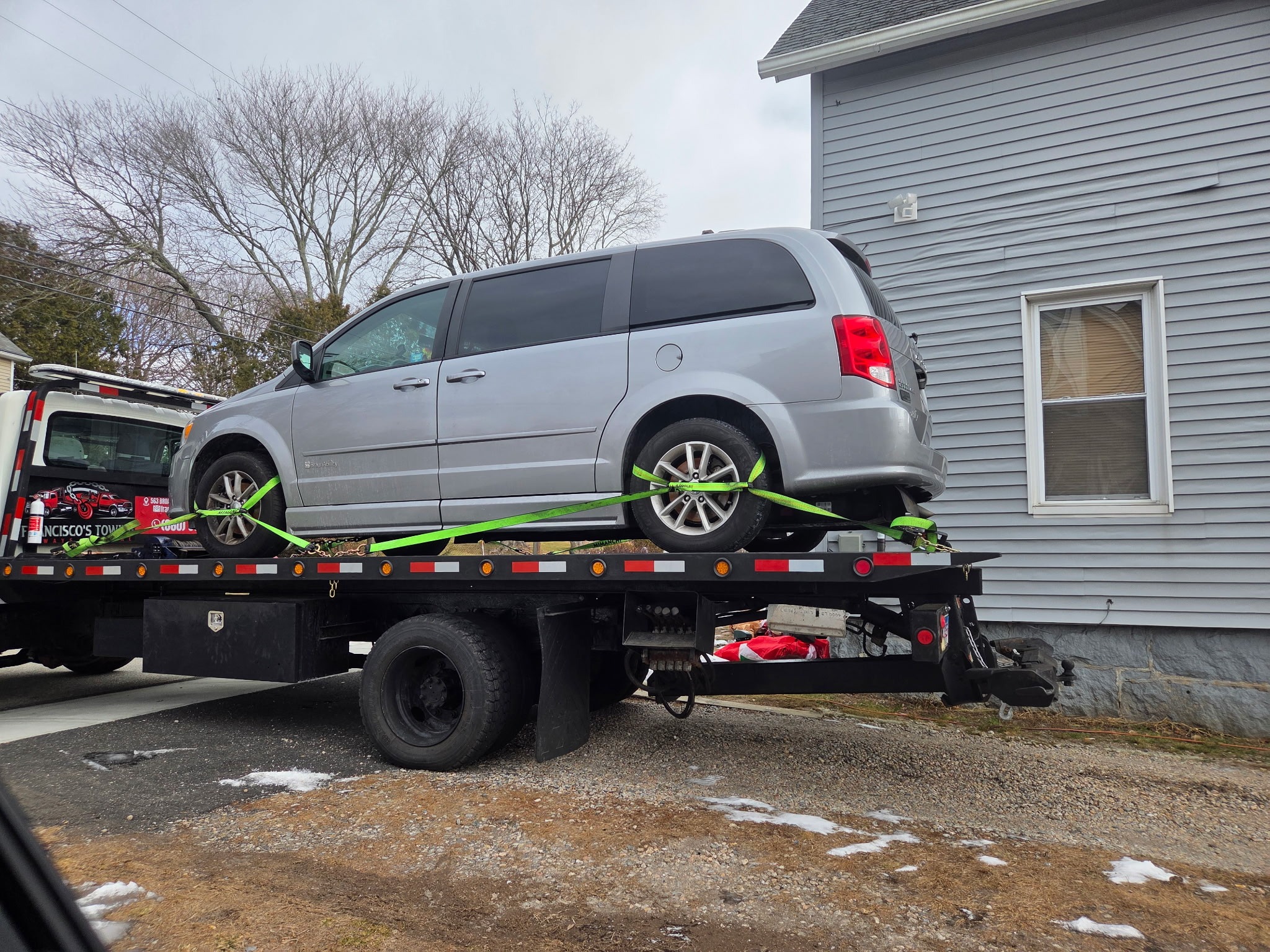Urgent: Fix Jennie's Minivan for Her Care campaign photo, 4 of 6
