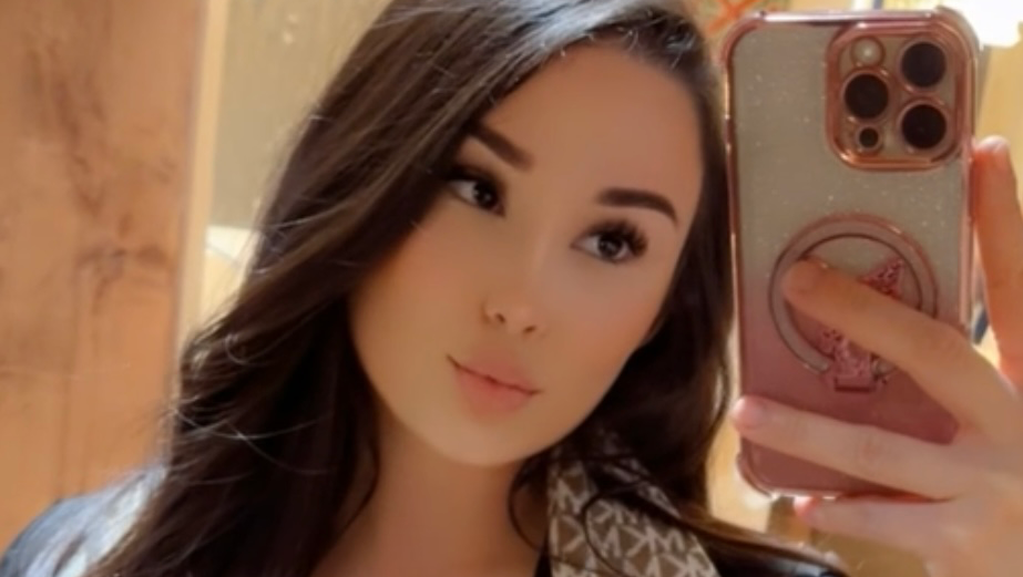 Help Alezia Get Through Nursing School photo