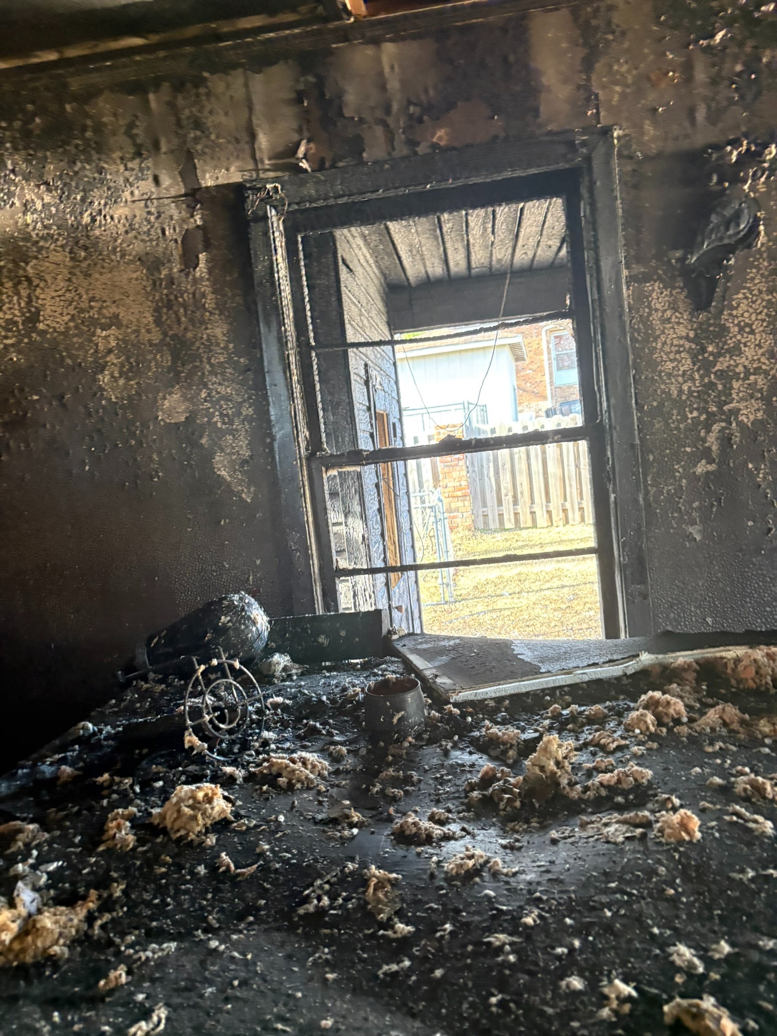 Help Apple and her Sons after devastating fire campaign photo, 2 of 7