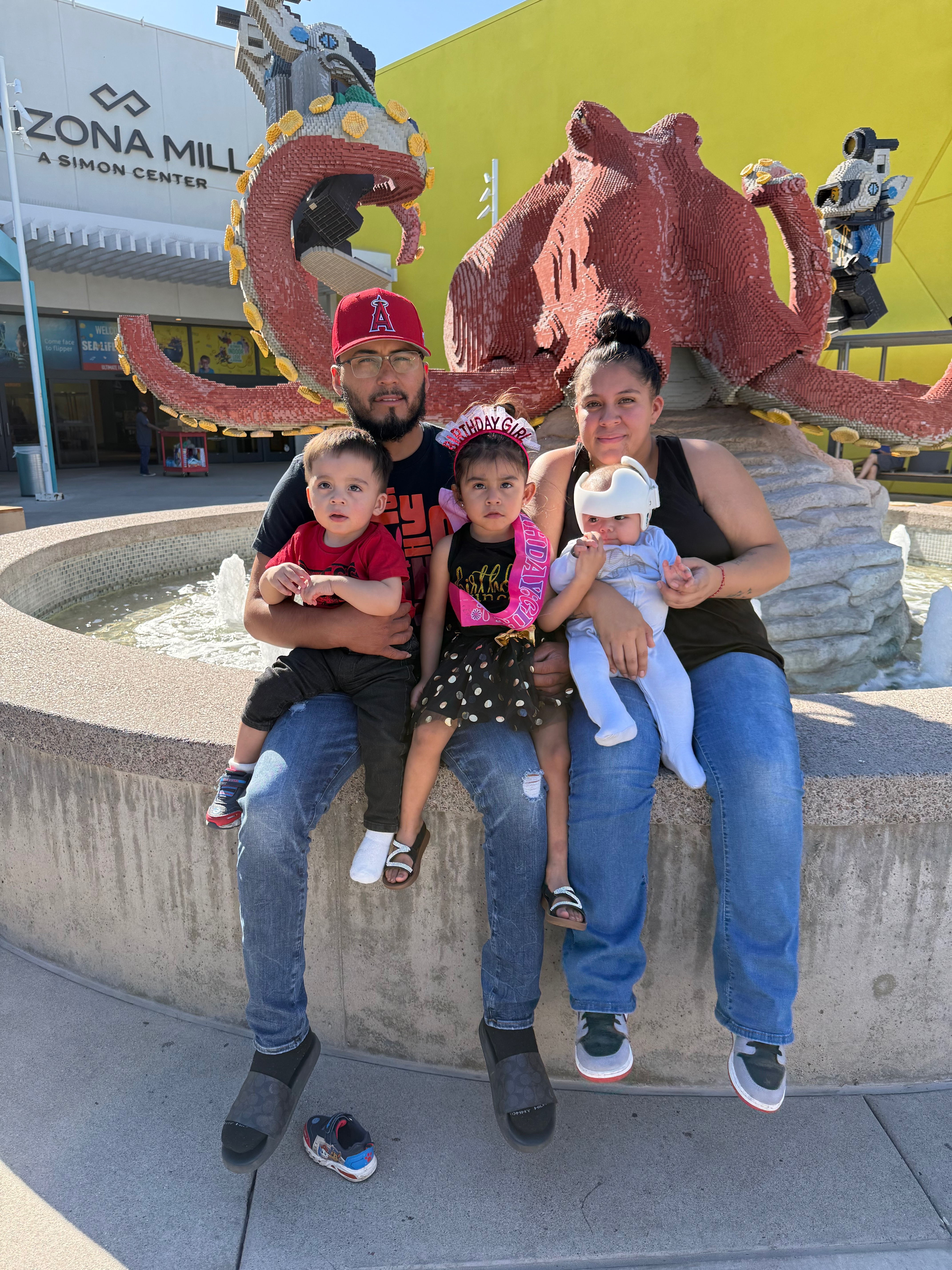 Support Laura’s Fight to Reunite Her Family campaign photo, 5 of 8