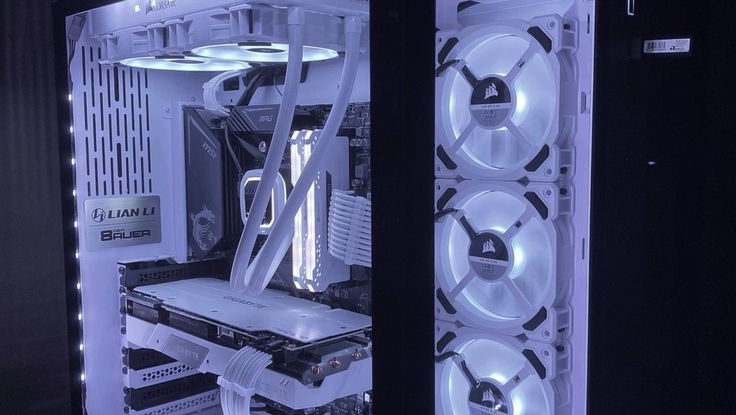 Building a clean, functional Gaming PC photo