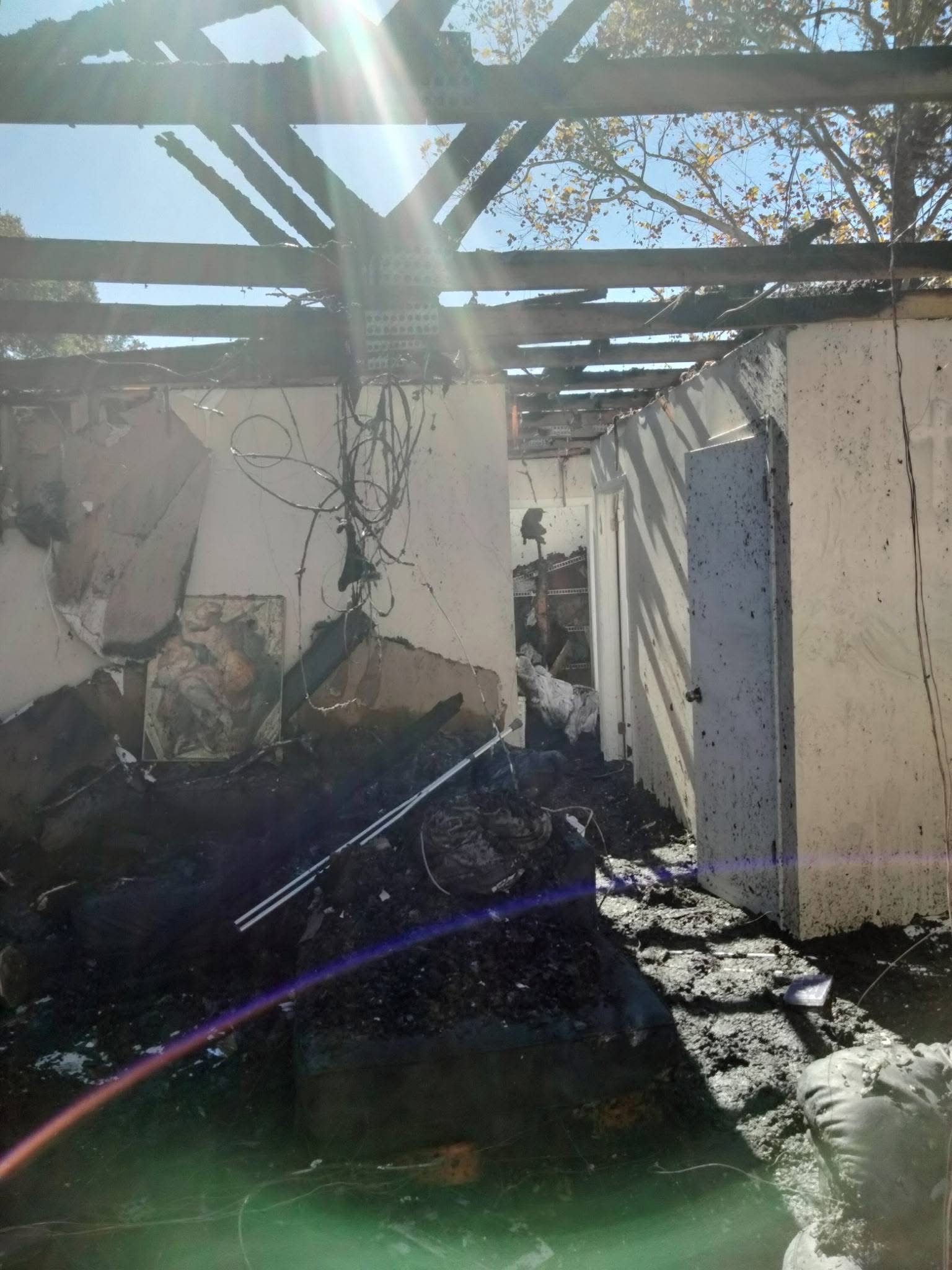 Plz help my Niece & her teens: Devastating Fire LOST ALL campaign photo, 4 of 8
