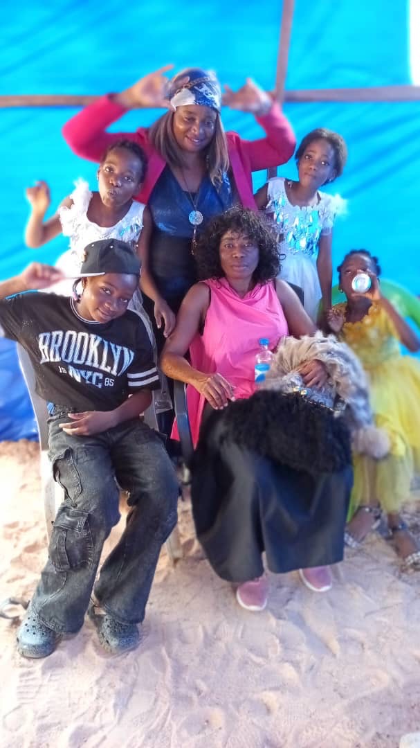 Adesuwa suddenly slumped & died at Airport, left 4 children campaign photo, 2 of 8