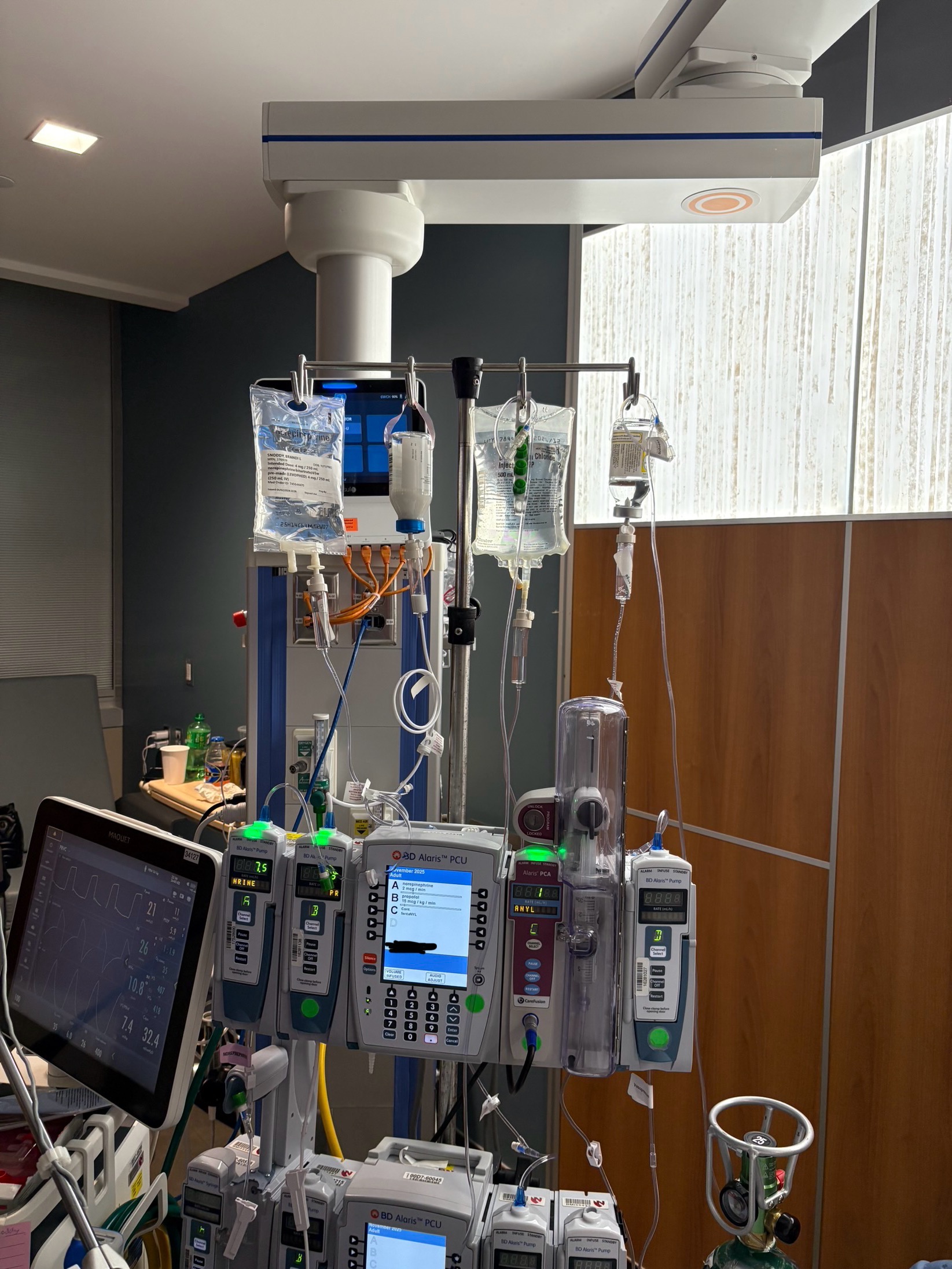 Help Brandi Through Her ICU Battle campaign photo, 2 of 4
