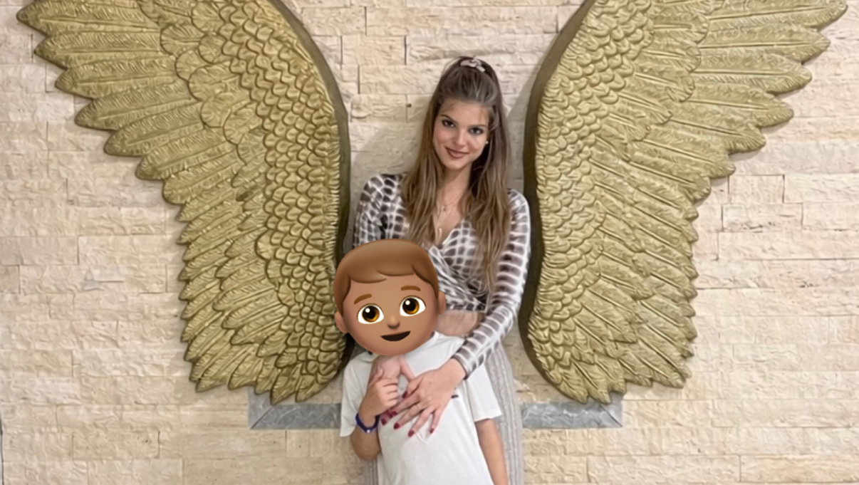 Single Mom -Social Worker in Crisis–Urgent Help for Master‘s photo