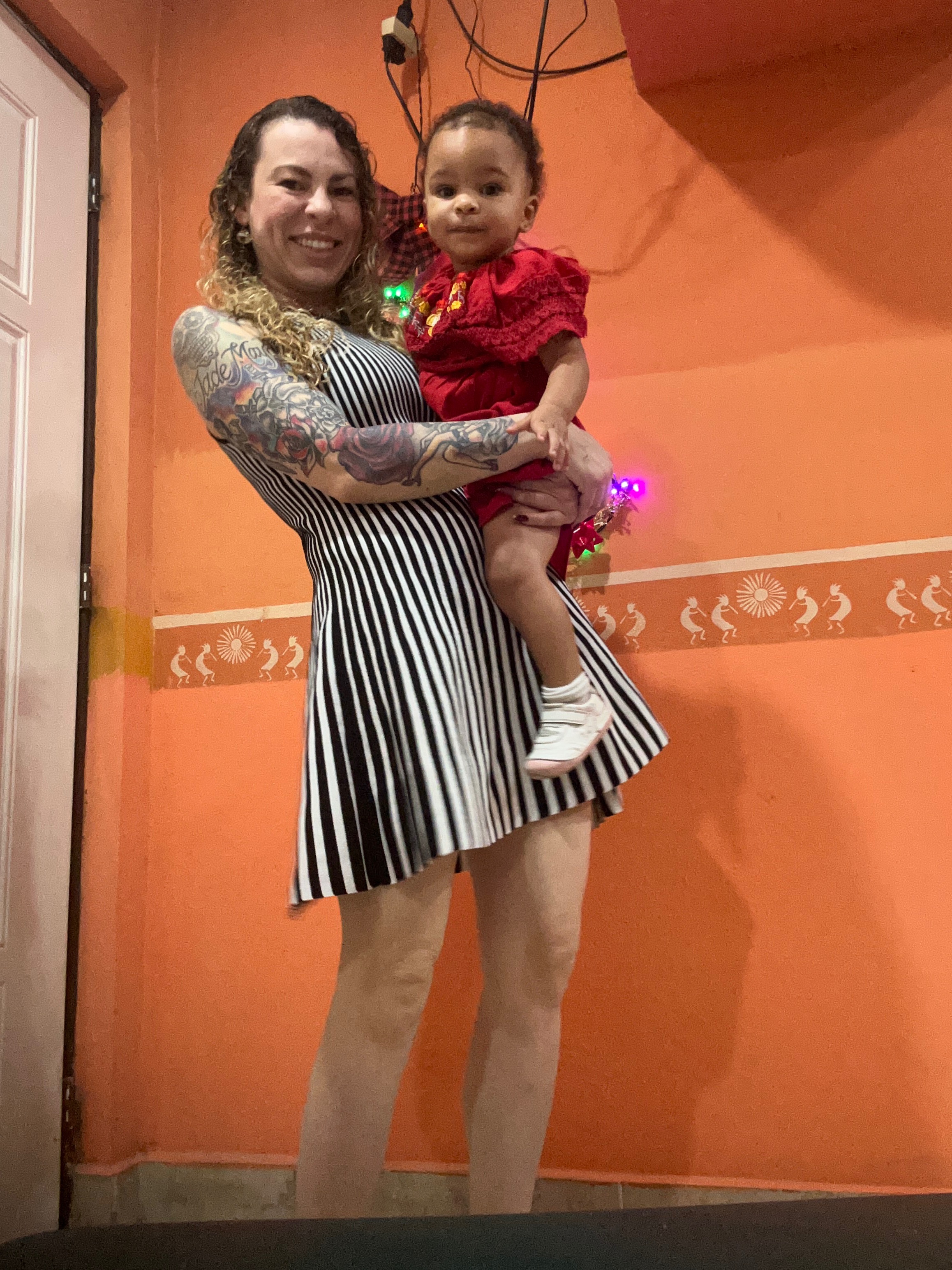 Help Samantha and Her Baby Return to Safety campaign photo, 2 of 5
