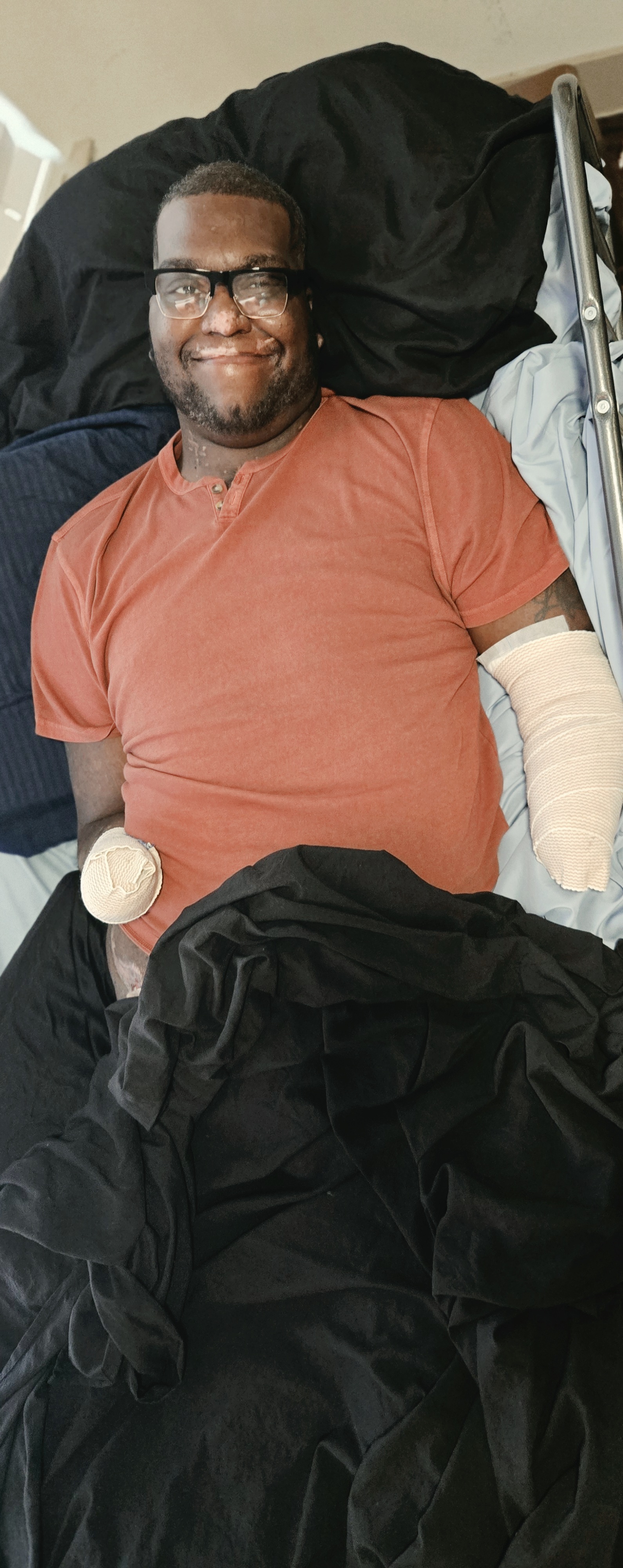 Help Davon Vanterpools fight for life in ICU campaign photo, 10 of 12