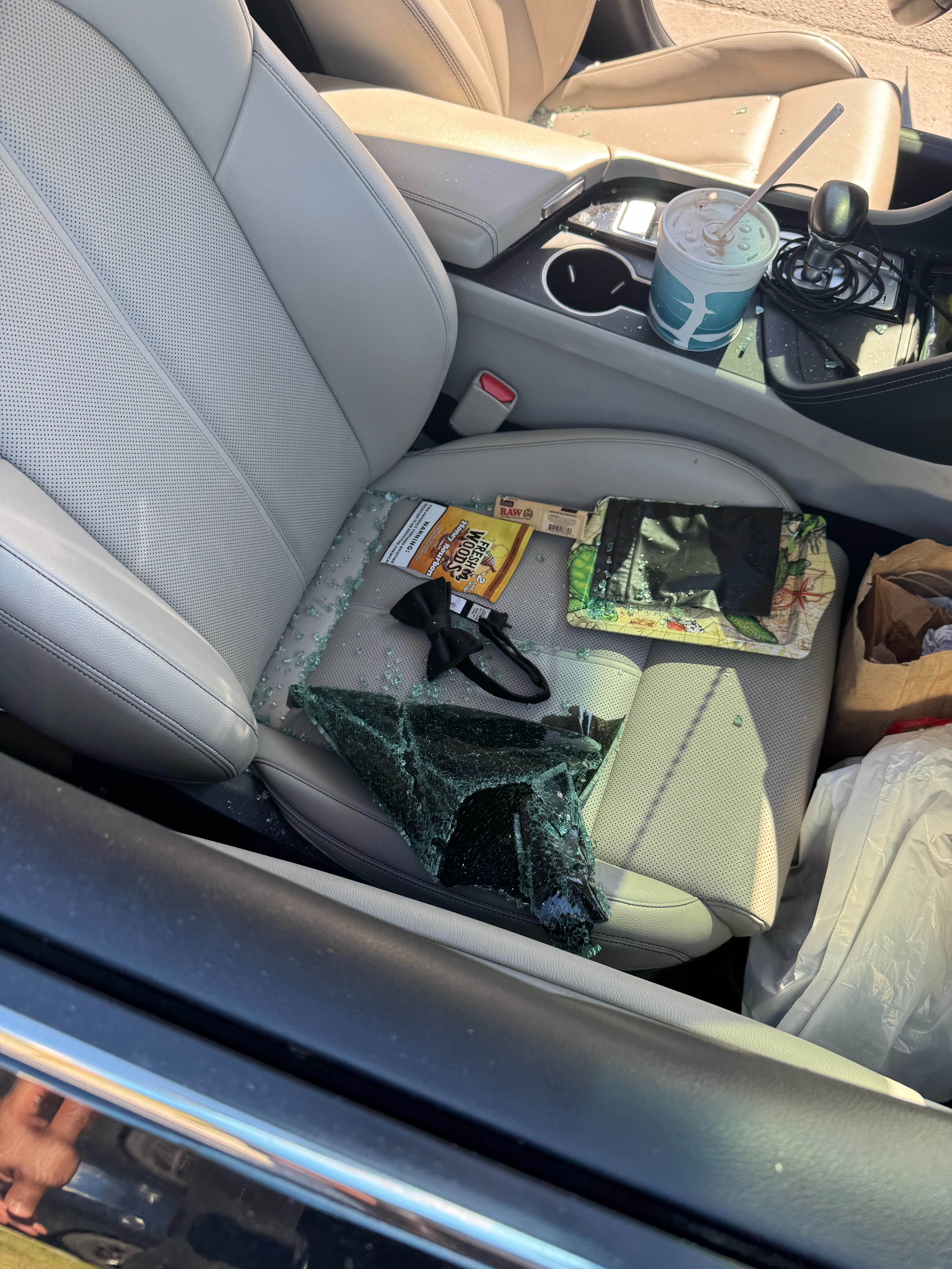 Help Kalil Replace Stolen DJ Gear campaign photo, 5 of 6
