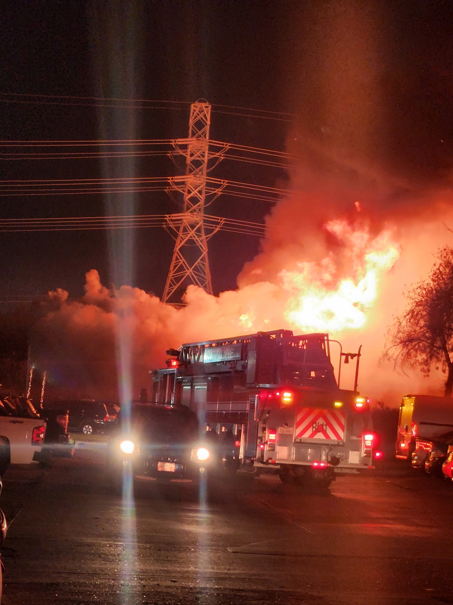 Helping Perla and Elvis Rebuild After the Fire campaign photo, 2 of 5