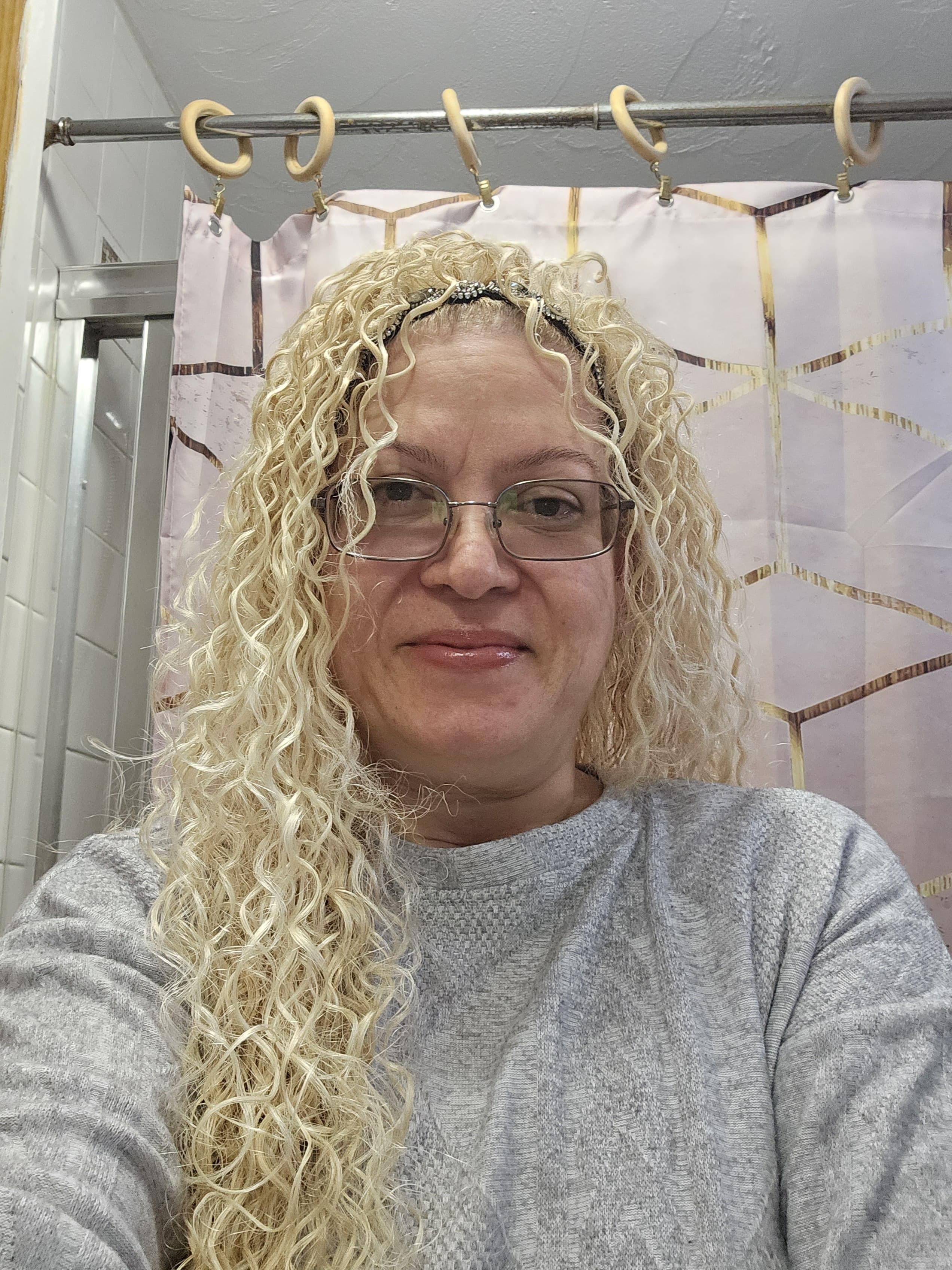 Lourdes Ortiz  Cancer de mama campaign photo, 4 of 5
