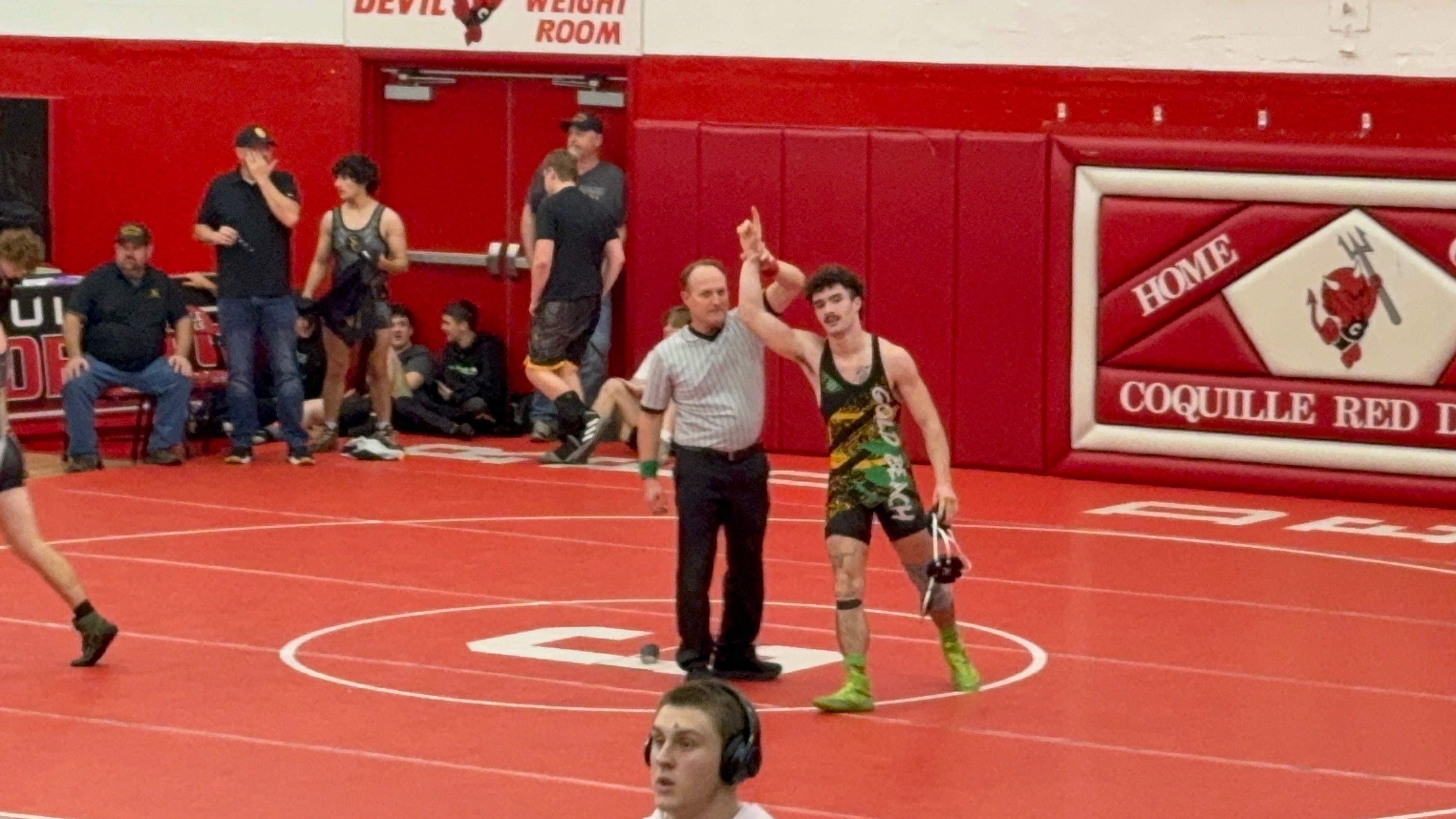 Cheer Nolan to All-American at Reno campaign photo, 7 of 8