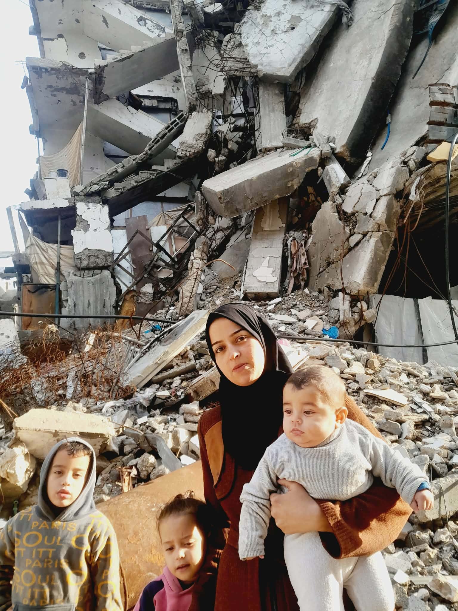 Help Ismail and Aya’s Family Survive Before Their Home Colla campaign photo, 4 of 5