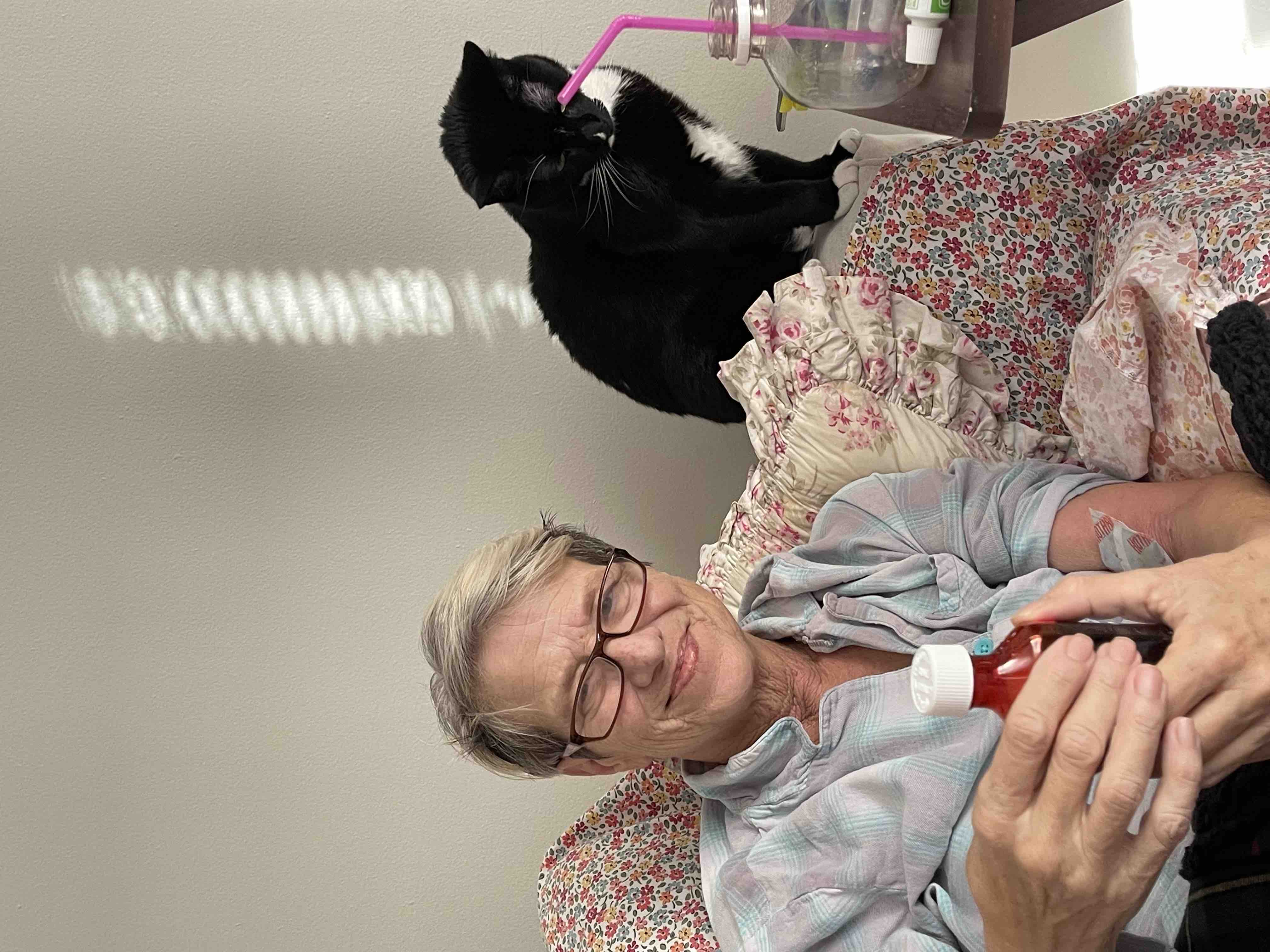 Help my mom through chemotherapy and surgery campaign photo, 5 of 8
