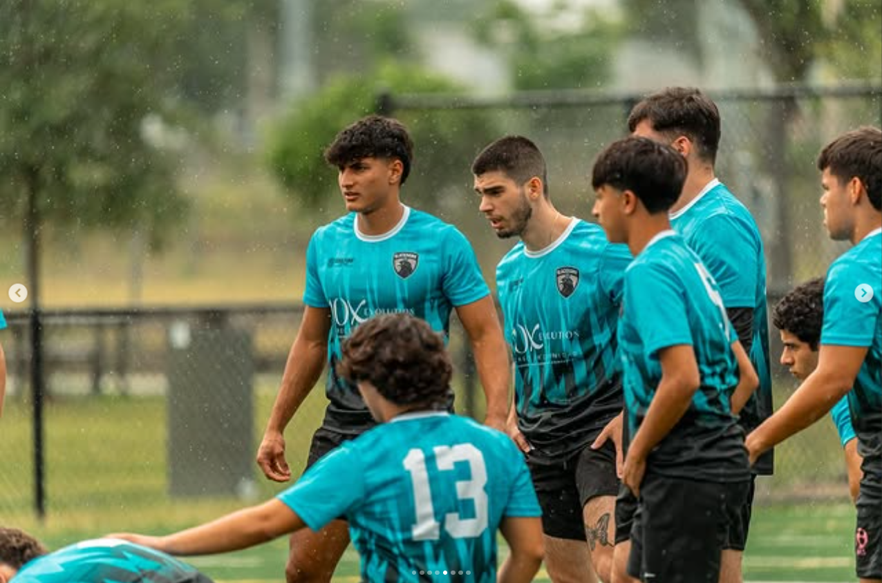 Apoya sueños y oportunidades ayudando a BLACKHAWK FC campaign photo, 2 of 8